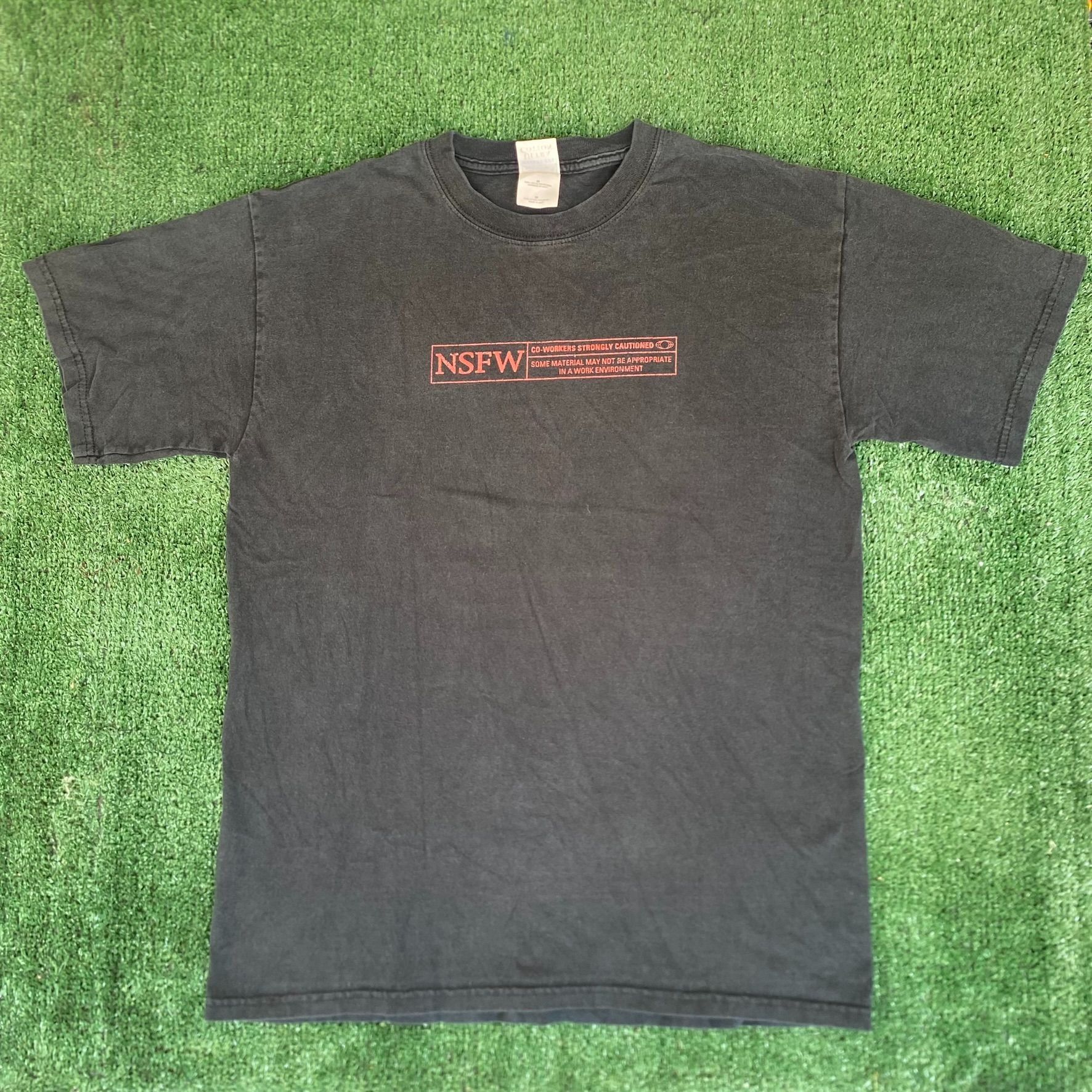 Gildan Vintage Y2K NSFW Humor Shirt Funny Ironic Edgy Grunge Punk T Size US M / EU 48-50 / 2 - 1 Thumbnail