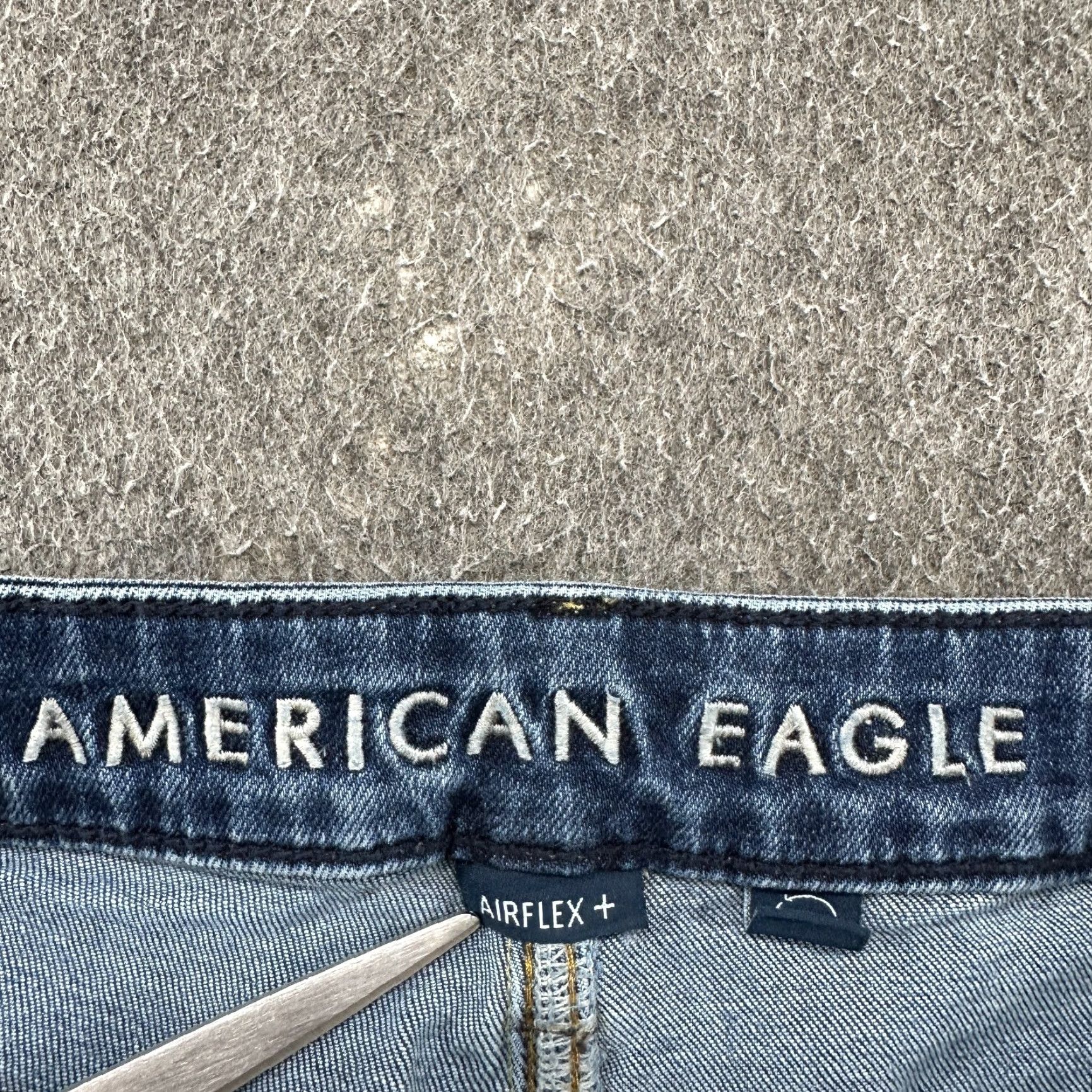 American Eagle Outfitters American Eagle Outfitters Jeans Mens 33x32 Blue Athletic Fit Medium Wash Airflex Plus Denim Straight 5-Pocket Zipper Pocket Mens Regular Size US 33 - 3 Thumbnail