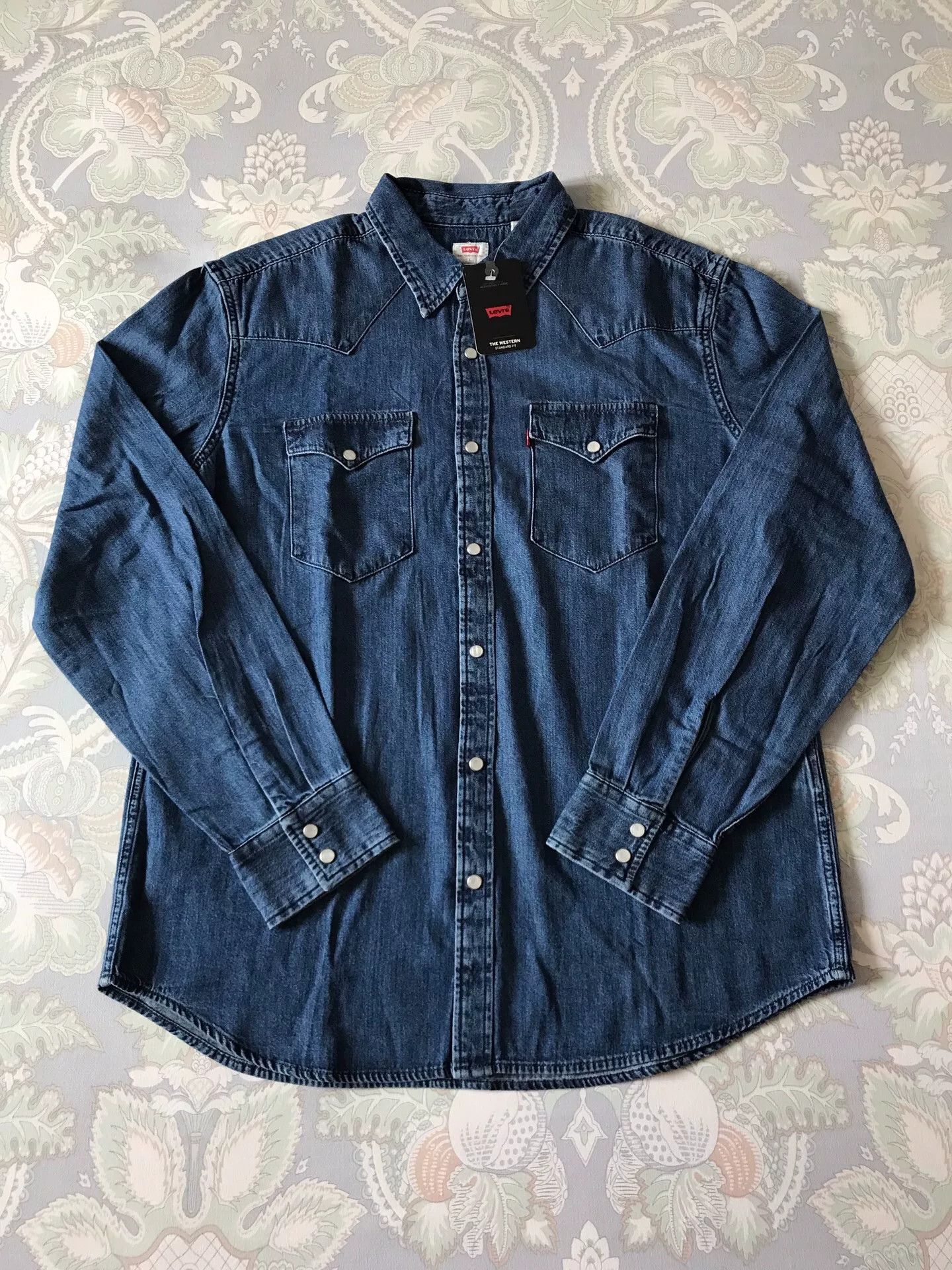 Levi's Levi's 85745-0073 Washed Denim Shirt Size US L / EU 52-54 / 3 - 1 Thumbnail