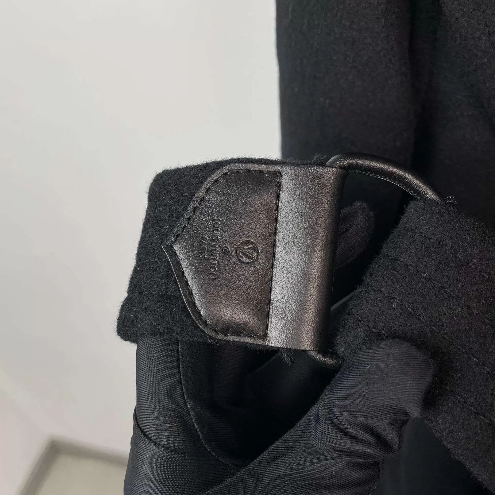 Louis Vuitton LV Black Wool Coat 36 New With Tags Size XS / US 0-2 / IT 36-38 - 9 Thumbnail