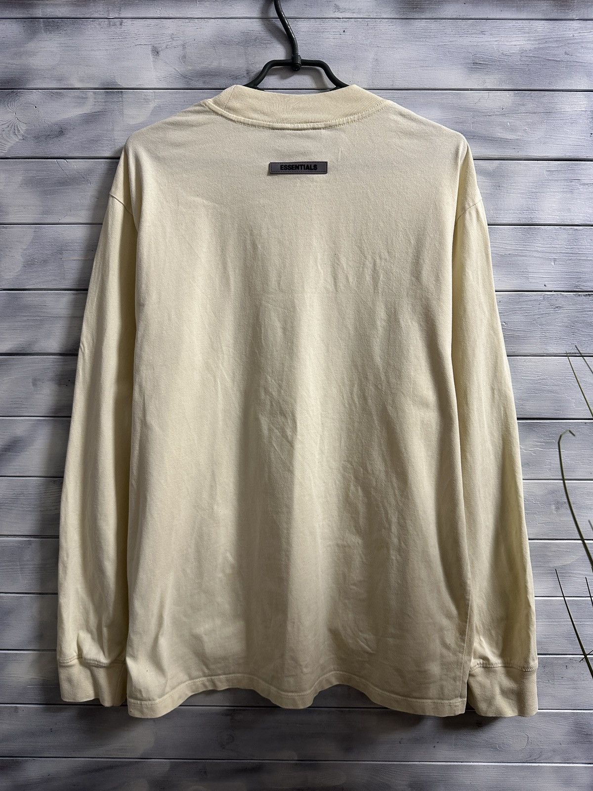 Essentials Rare Long-Sleeve Fear Of God Essentials FOG Size US M / EU 48-50 / 2 - 7 Thumbnail