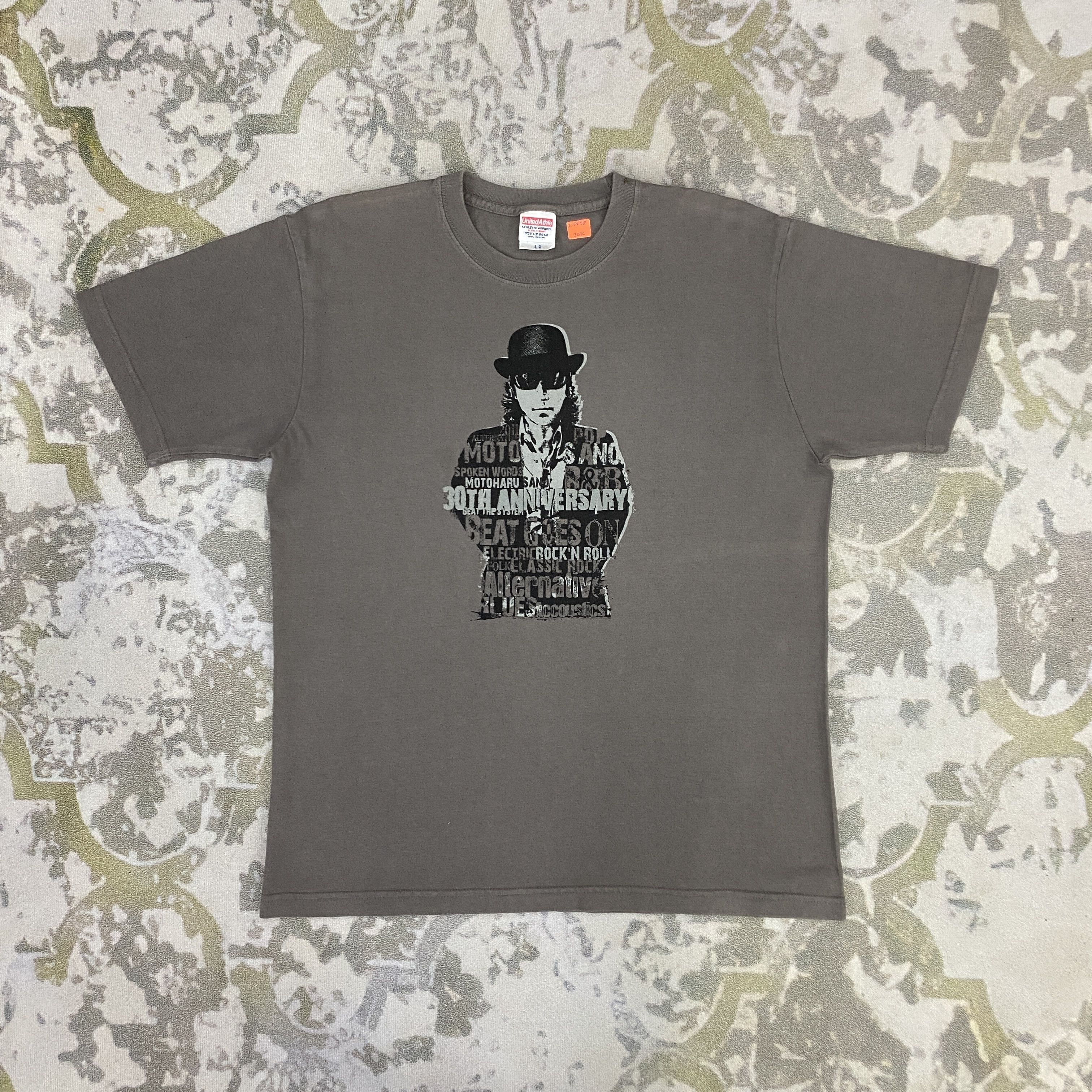 Japanese Brand Vintage Motoharu Sano 30th Anniversary - J036 Size US M / EU 48-50 / 2 - 1 Thumbnail