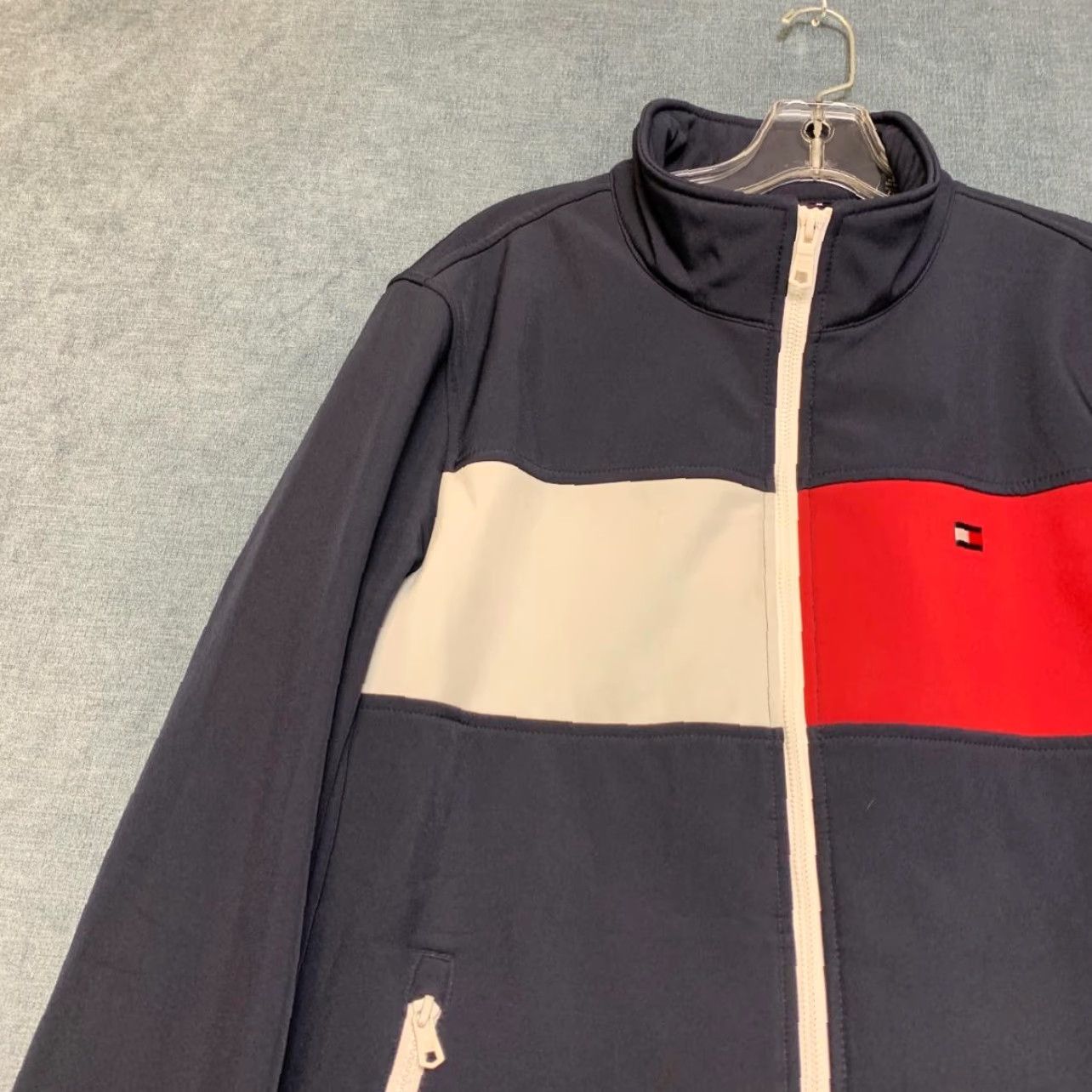 Tommy Hilfiger Tommy Hilfiger Softshell Jacket Men Small Blue Colorblock Fleece Lined Mock Neck Size US S / EU 44-46 / 1 - 4 Thumbnail