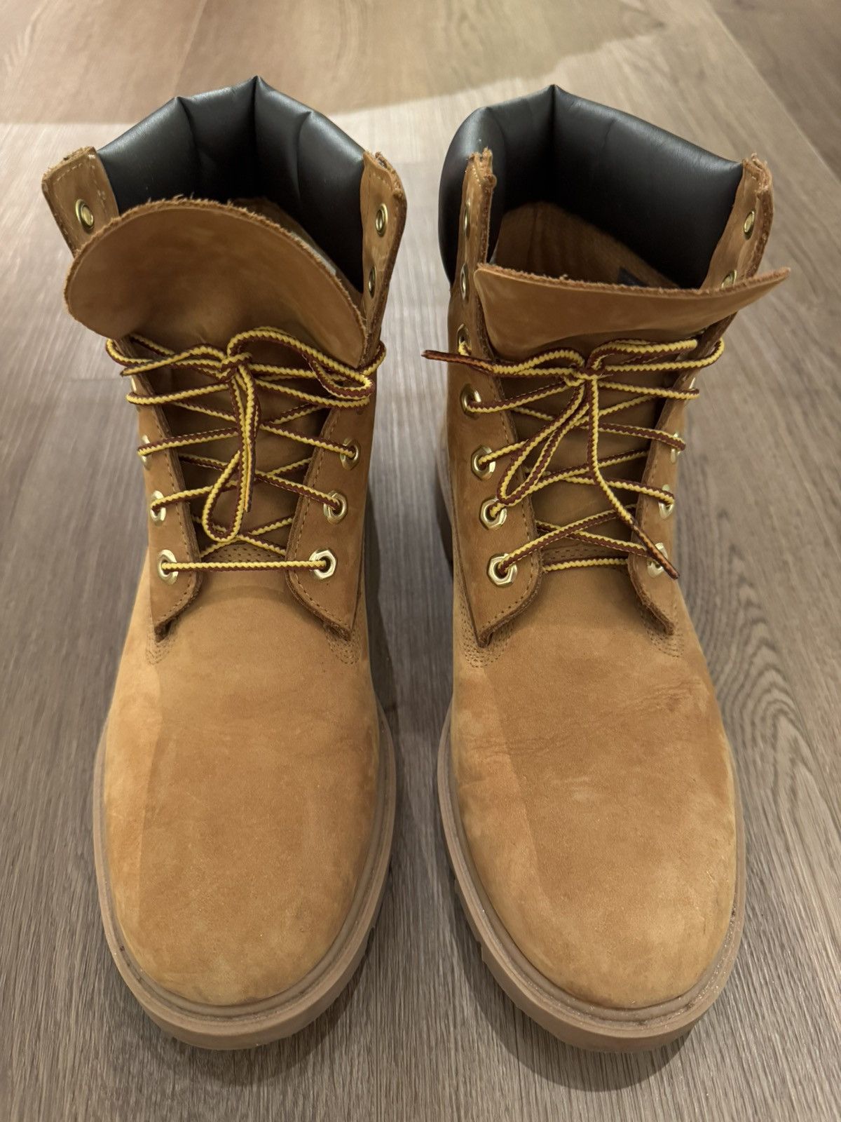 Timberland Iconic Mens Timberland Boots Size 9.5 Barely Worn Size US 9.5 / EU 42-43 - 2 Thumbnail