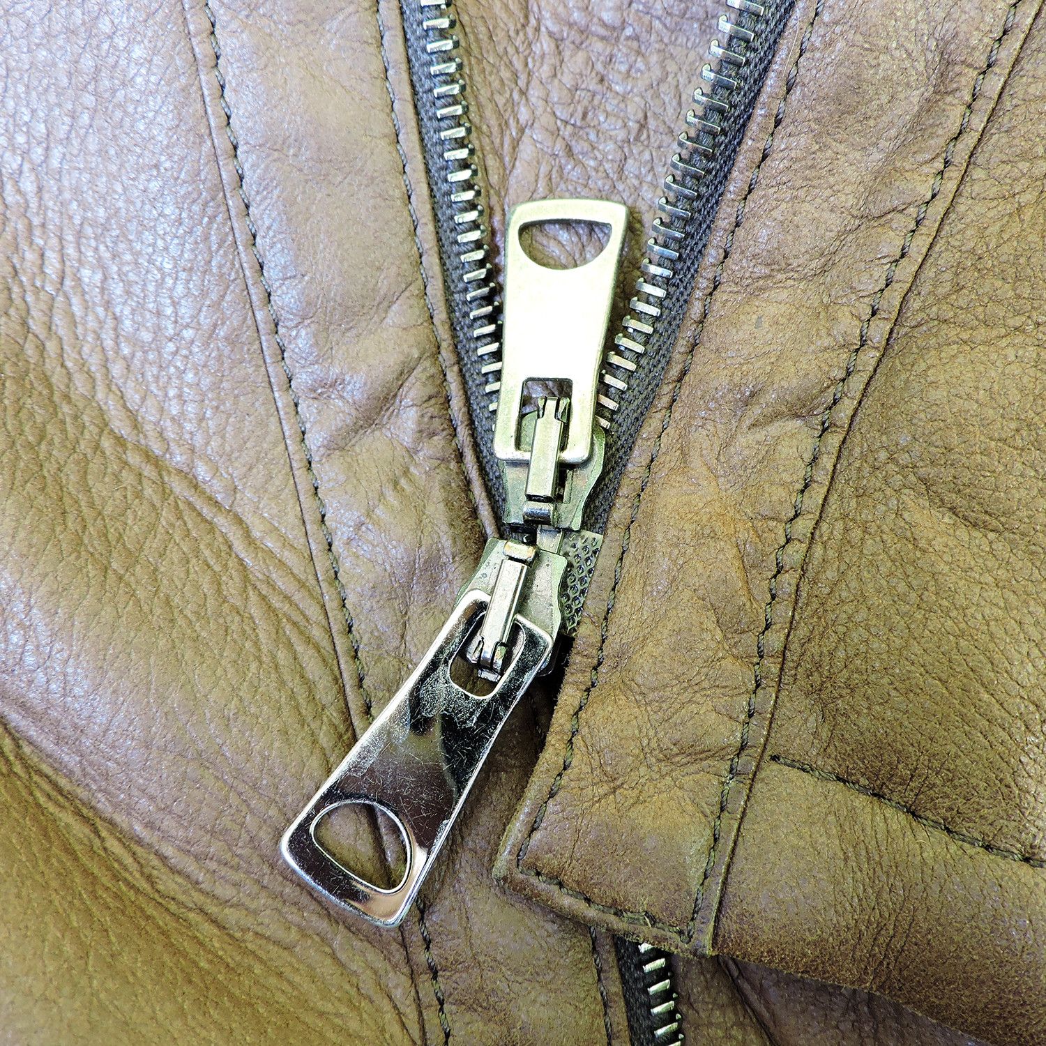 Giorgio Armani Giorgio Armani Shearling Leather Jacket Size US M / EU 48-50 / 2 - 9 Thumbnail