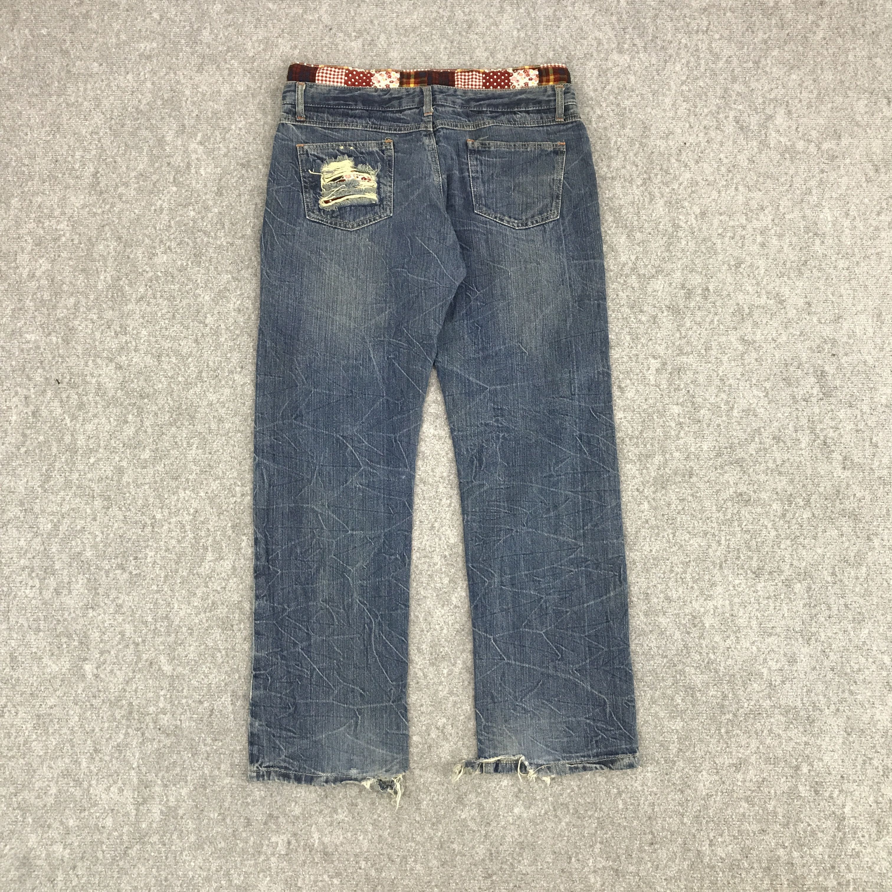 Japanese Brand JAPANESE BRAND DISTRESSED DENIM PATCHWORK JEANS Size US 30 / EU 46 - 4 Thumbnail