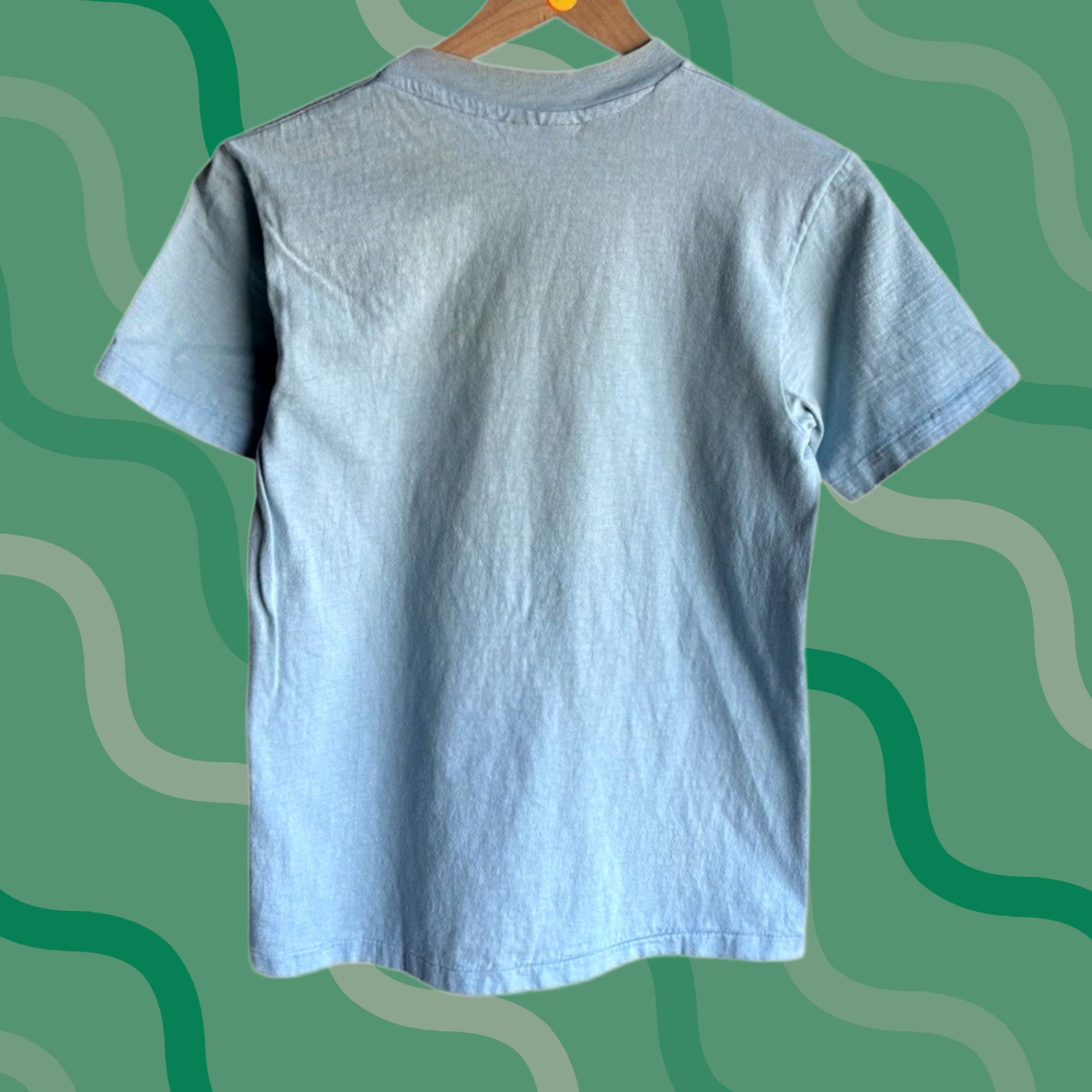 Hanes VINTAGE Hanes Sterling Vineyards Tee S Cotton Crew Neck Short Sleeve Blue 80s 90s Art USA Mens T-Shirt Size US S / EU 44-46 / 1 - 1 Thumbnail