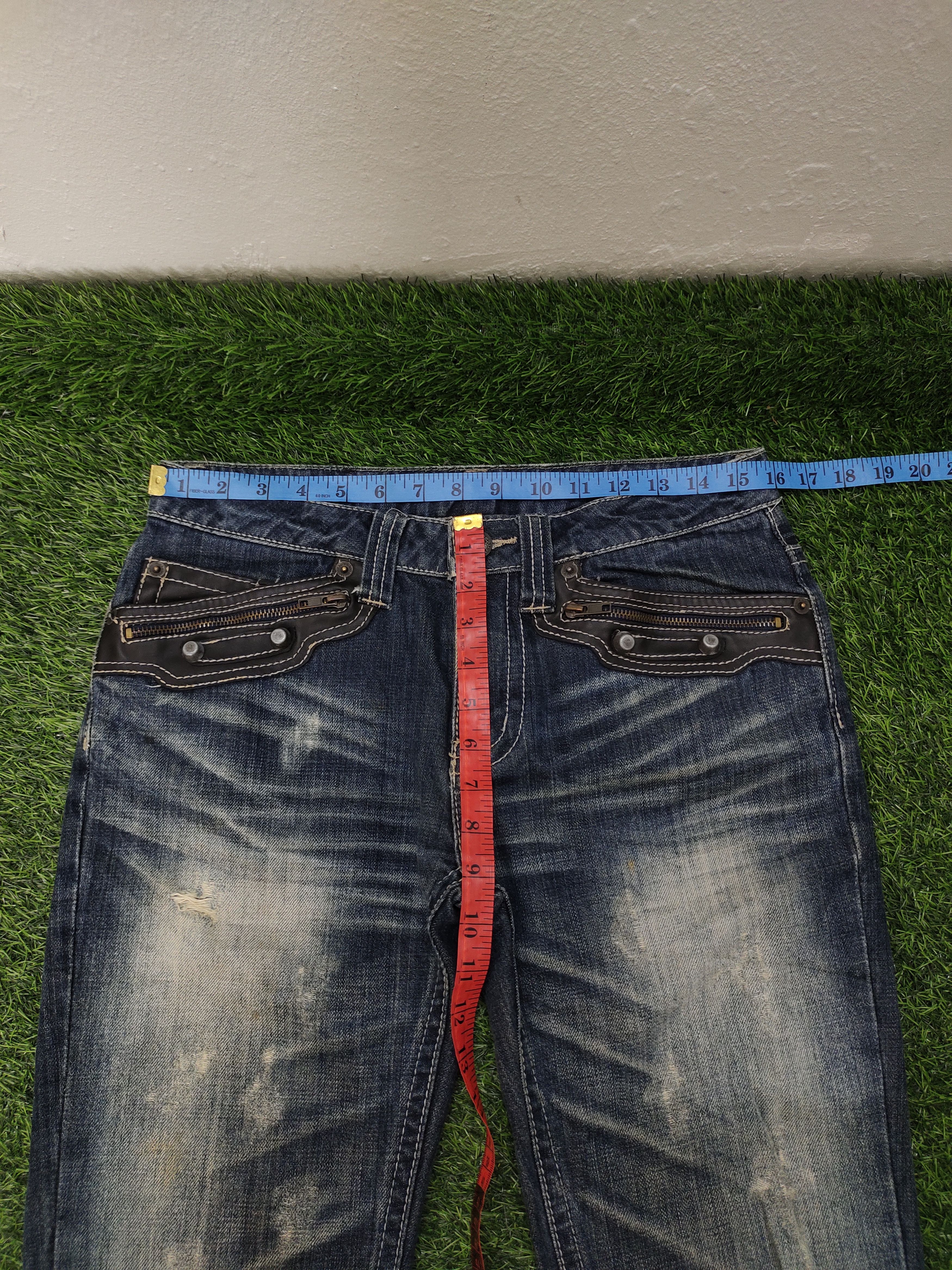 Japanese Brand Vintage Trimm Japan Leather Trim Clawmark Distress Jeans Size US 31 - 15 Thumbnail