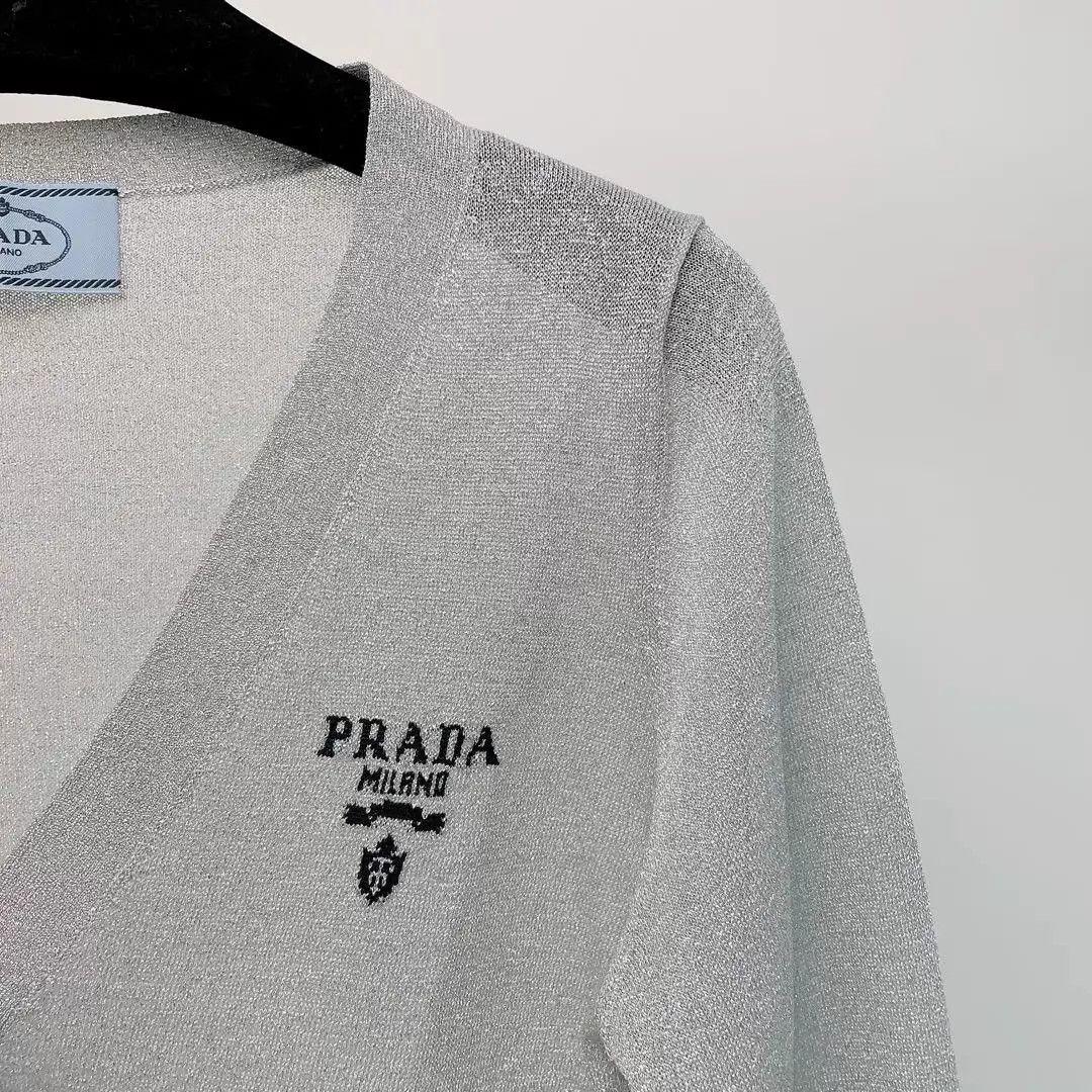 Prada PRADA V-neck single-breasted short gray knit 42 Size M / US 6-8 / IT 42-44 - 3 Thumbnail