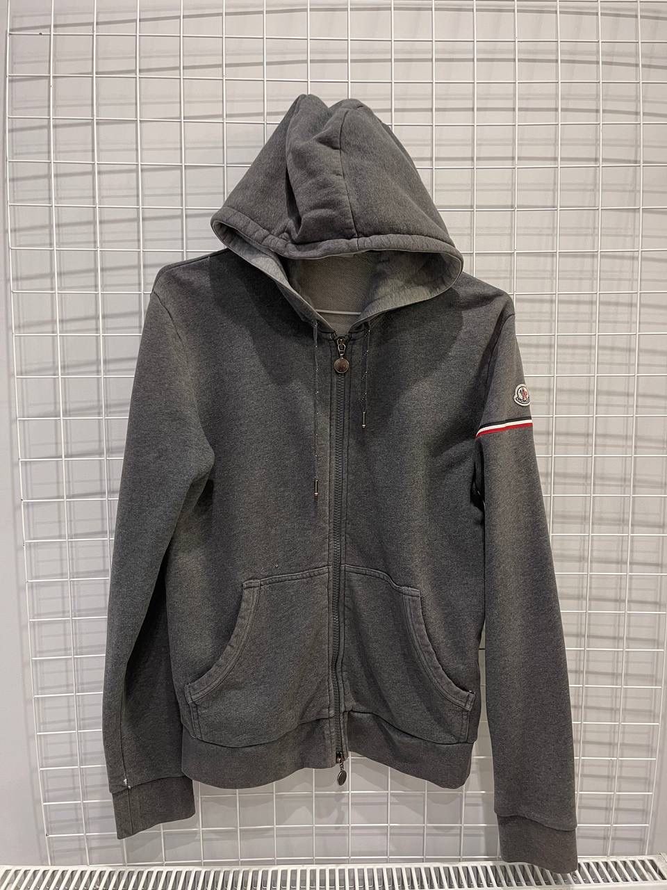 Pre-owned Moncler Zip-hoodie In Grey