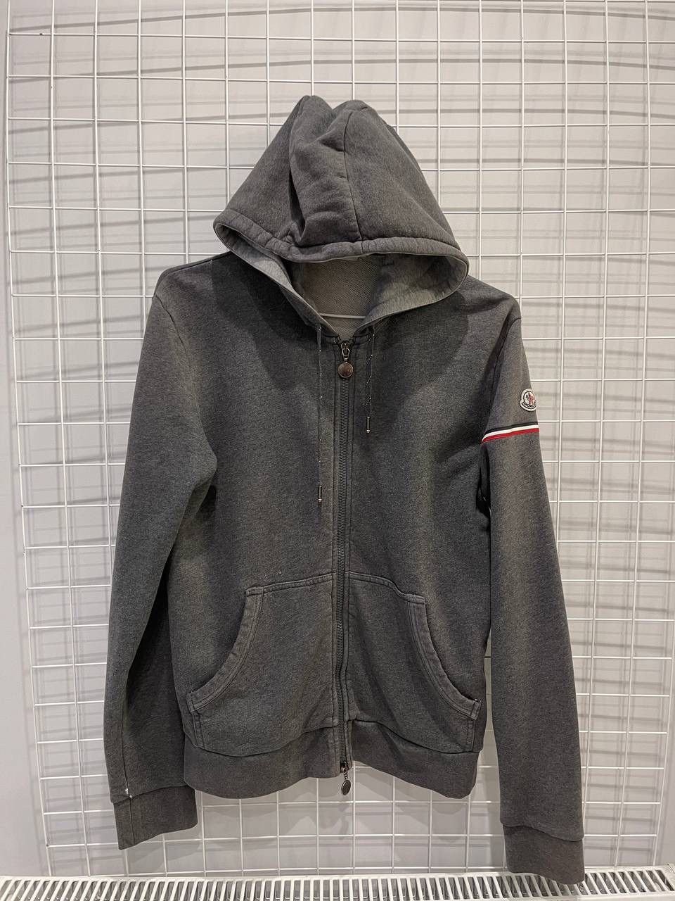 image of Moncler Zip-Hoodie in Grey, Men's (Size Medium)