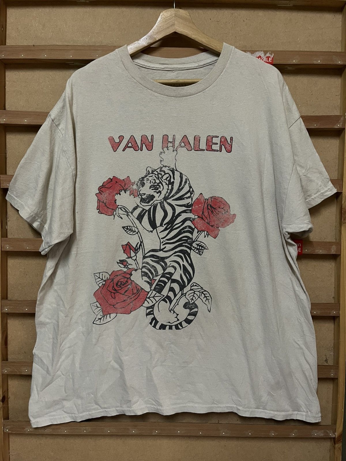 Band Tees Van Halen T-Shirt Sz. XL Size US XL / EU 56 / 4 - 1 Thumbnail