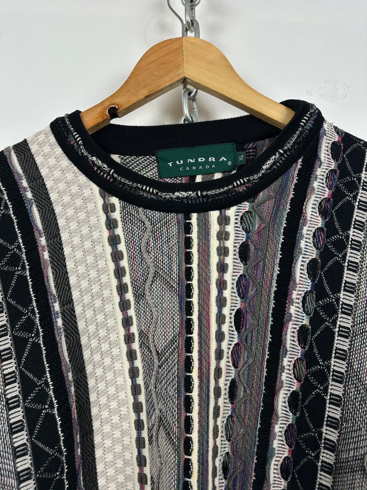 Tundra Canada Vintage Tundra Canada 3D Knit Coogi Style Sweater Size US XL / EU 56 / 4 - 6 Thumbnail