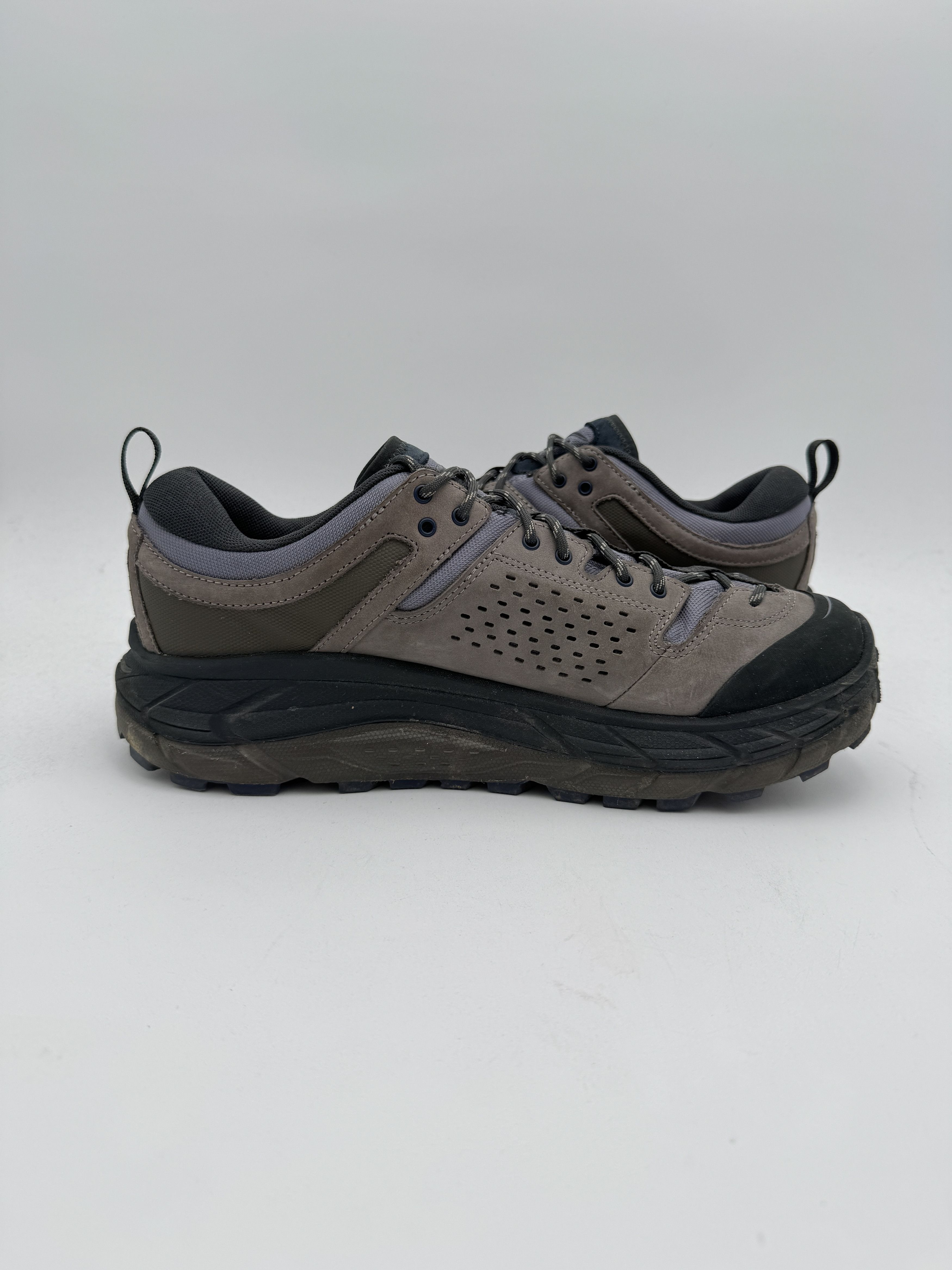 Hoka × _J.L-A.L_ JLAL Hoka One One Tor Ultra Low Dune Gray Size US 11 / EU 44 - 5 Thumbnail