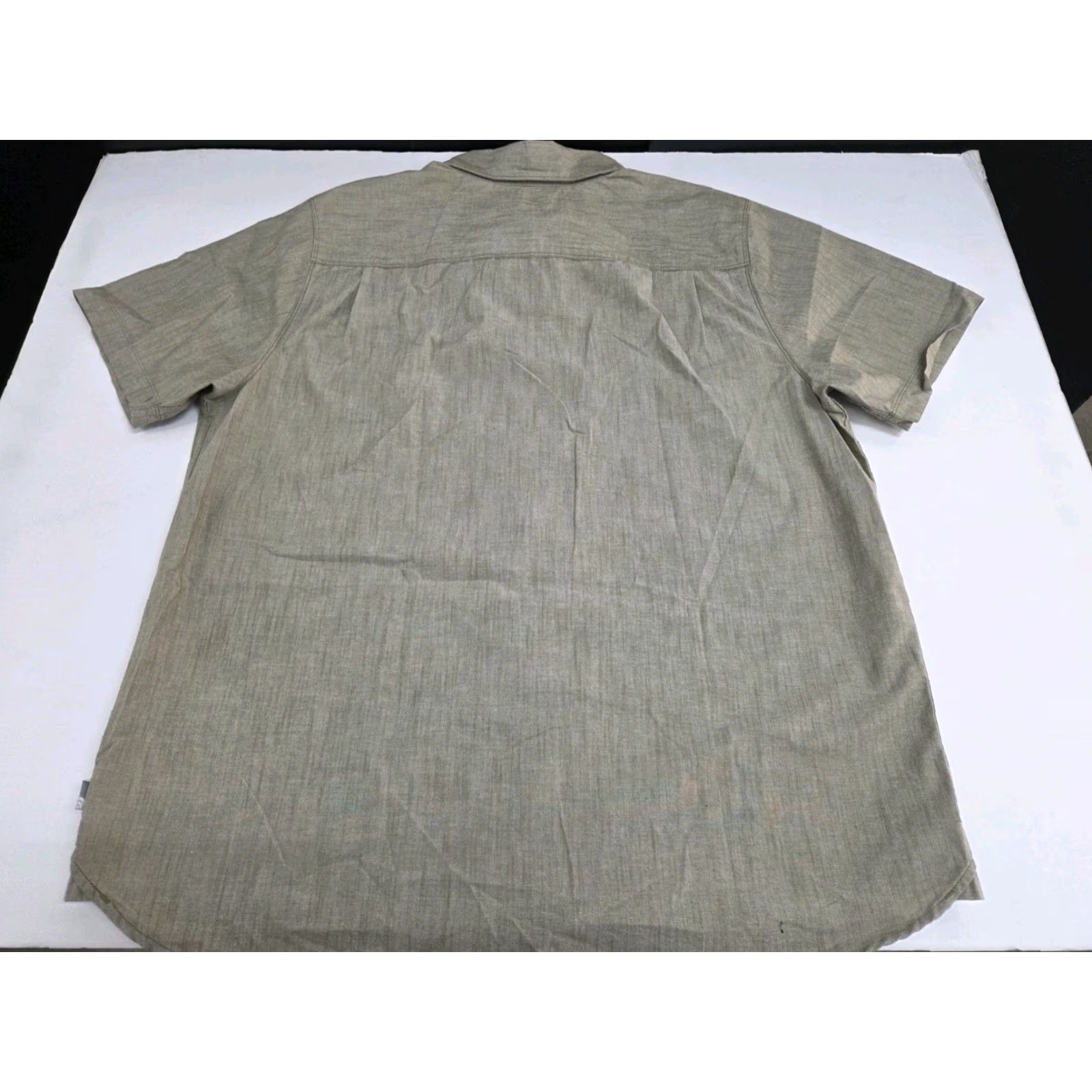 The North Face The North Face Mens Short Sleeve Button Up Beige Shirt XL Regular 48 Chest Cotton Polyester Woven Logo Pocket White? Size US XL / EU 56 / 4 - 4 Thumbnail