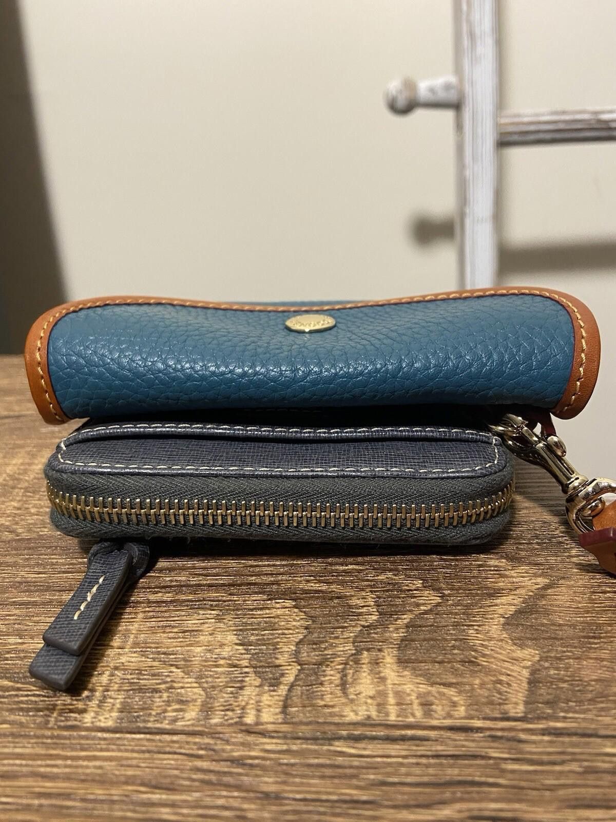 Dooney & Bourke 2piece Dooney Bourke saffiano wallet leather coin purse set Size ONE SIZE - 10 Thumbnail