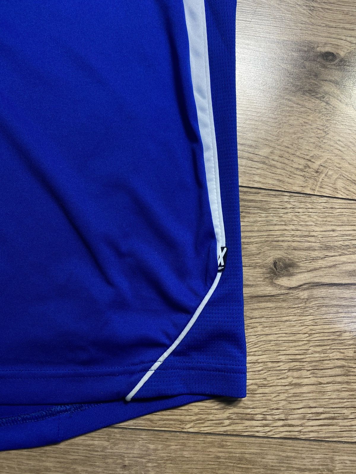 Umbro 2006-07 Rangers FC Umbro Training Shirt Size XXL Vintage Size US XXL / EU 58 / 5 - 2 Thumbnail