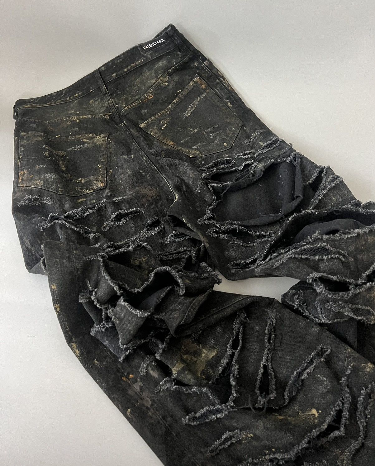 Balenciaga Balenciaga Mud Super Destroyed Baggy Jeans Size US 34 / EU 50 - 5 Thumbnail