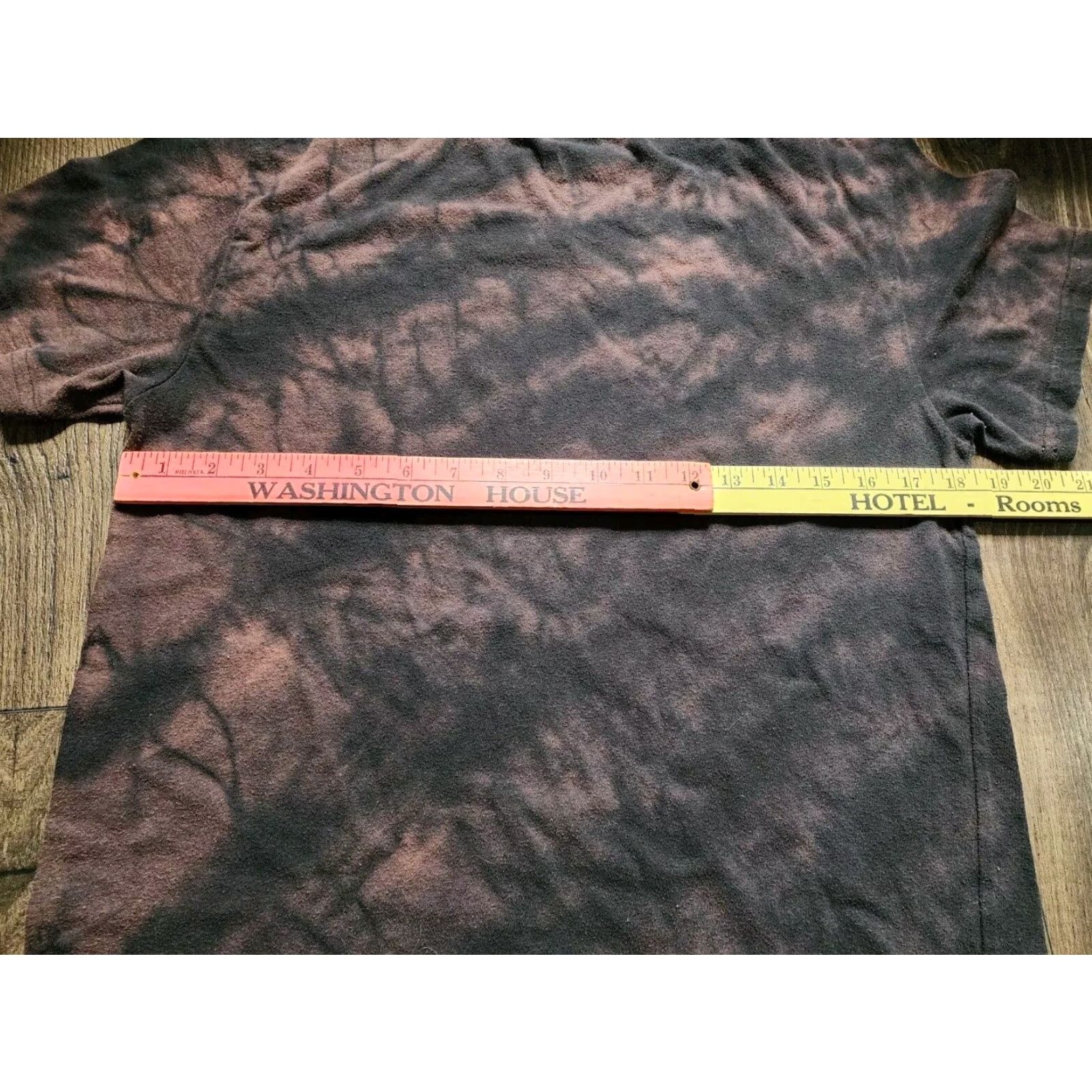 Vintage KISS Band Black Custom Bleach Dye T Shirt Womens Large Size L / US 10 / IT 46 - 4 Thumbnail