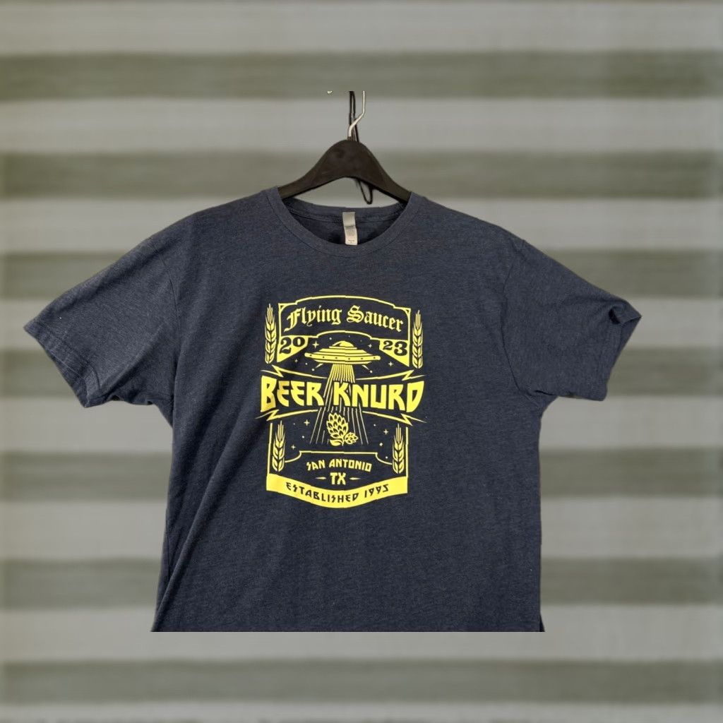 Vintage Flying Saucer T-Shirt Mens L Heather Blue Beer Nerd San Antonio Logo Fitted Crew Neck Short Sleeve Size US L / EU 52-54 / 3 - 1 Thumbnail