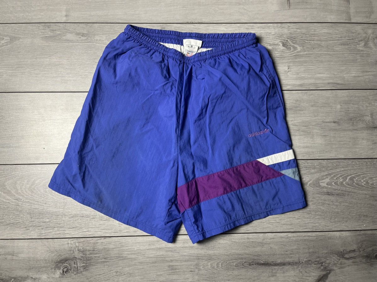 Adidas Vintage Adidas shorts size XLarge Size US 36 / EU 52 - 1 Thumbnail