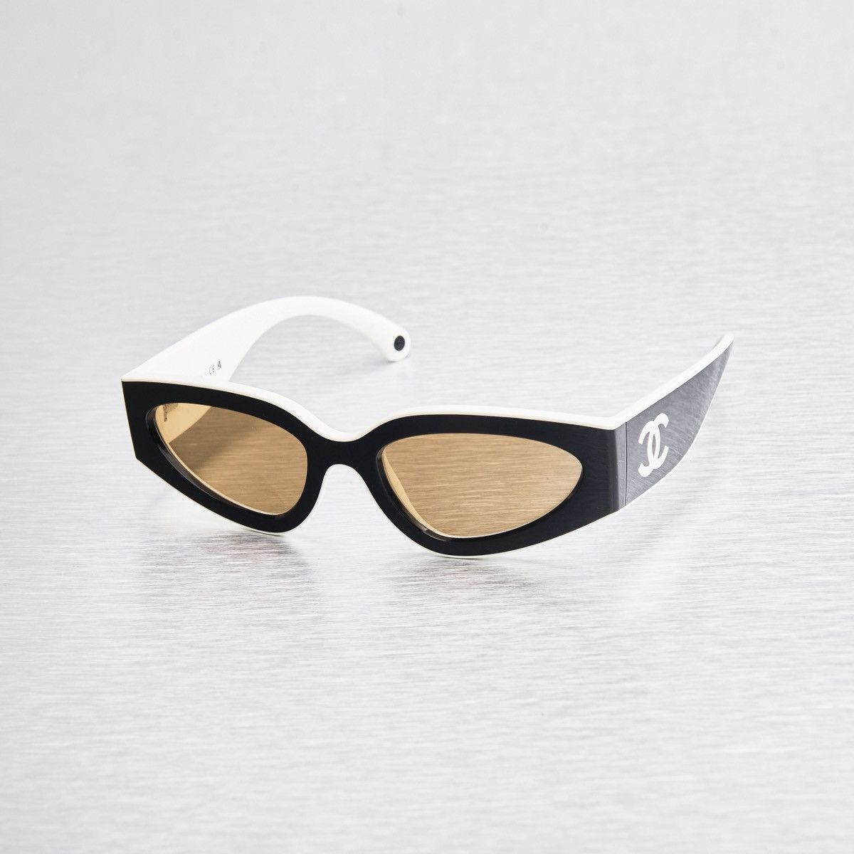 Chanel CHANEL 0CH6056 165653 SUNGLASSES Size ONE SIZE - 1 Thumbnail