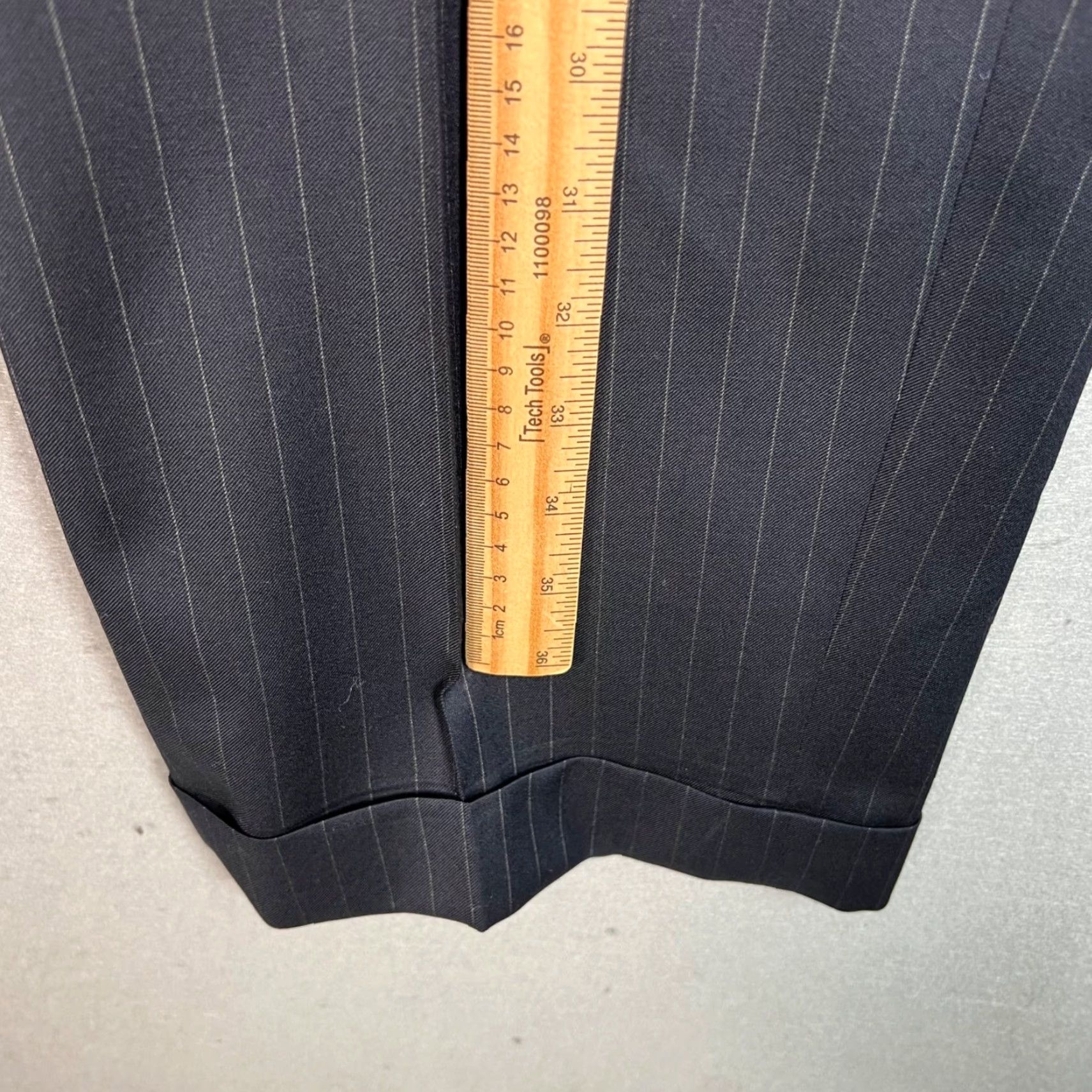 Brooks Brothers Brooks Brothers Madison 1818 Blue Pinstripe Wool Dress Pants Size 45 x 40 Men Pants Dress Wool Pinstripe 38x27? Size US 44 / EU 60 - 6 Thumbnail