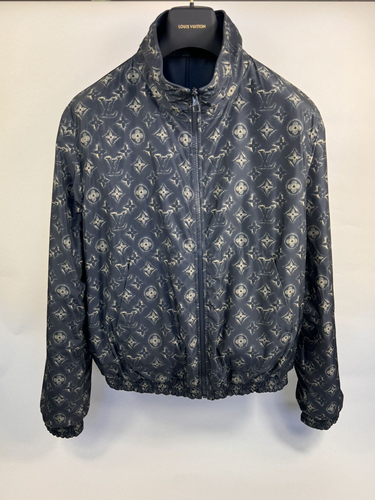 Louis Vuitton MONOGRAM SAND REVERSIBLE SOFT LEATHER JACKET Size US XL / EU 56 / 4 - 2 Thumbnail