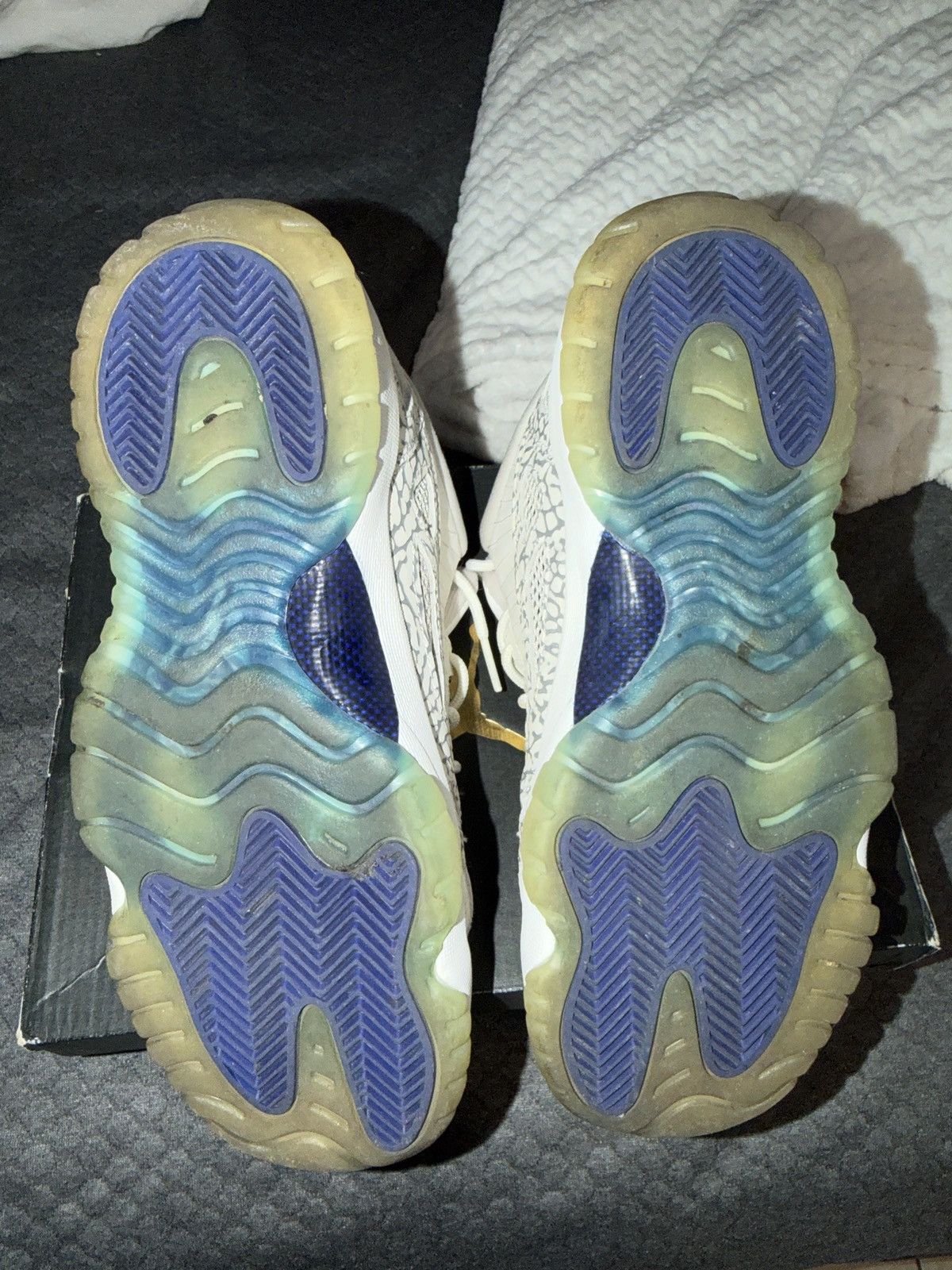 Jordan Brand Air Jordan 11 Retro Low IE BG ‘Cobalt’ Size US 7 / EU 40 - 5 Thumbnail