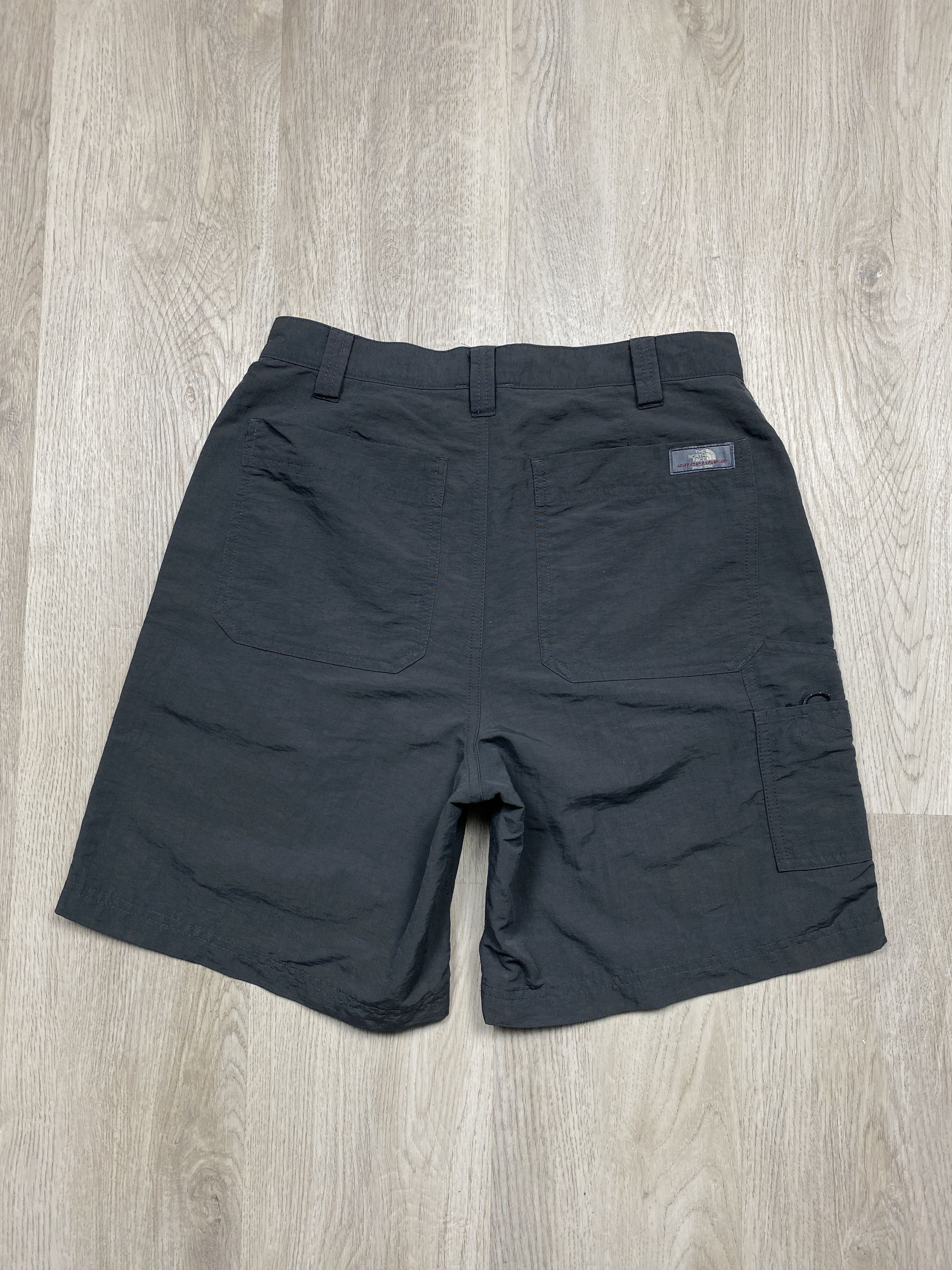 The North Face The North Face Vintage Mens Cargo Outdoor Shorts TNF Size US 30 / EU 46 - 8 Thumbnail