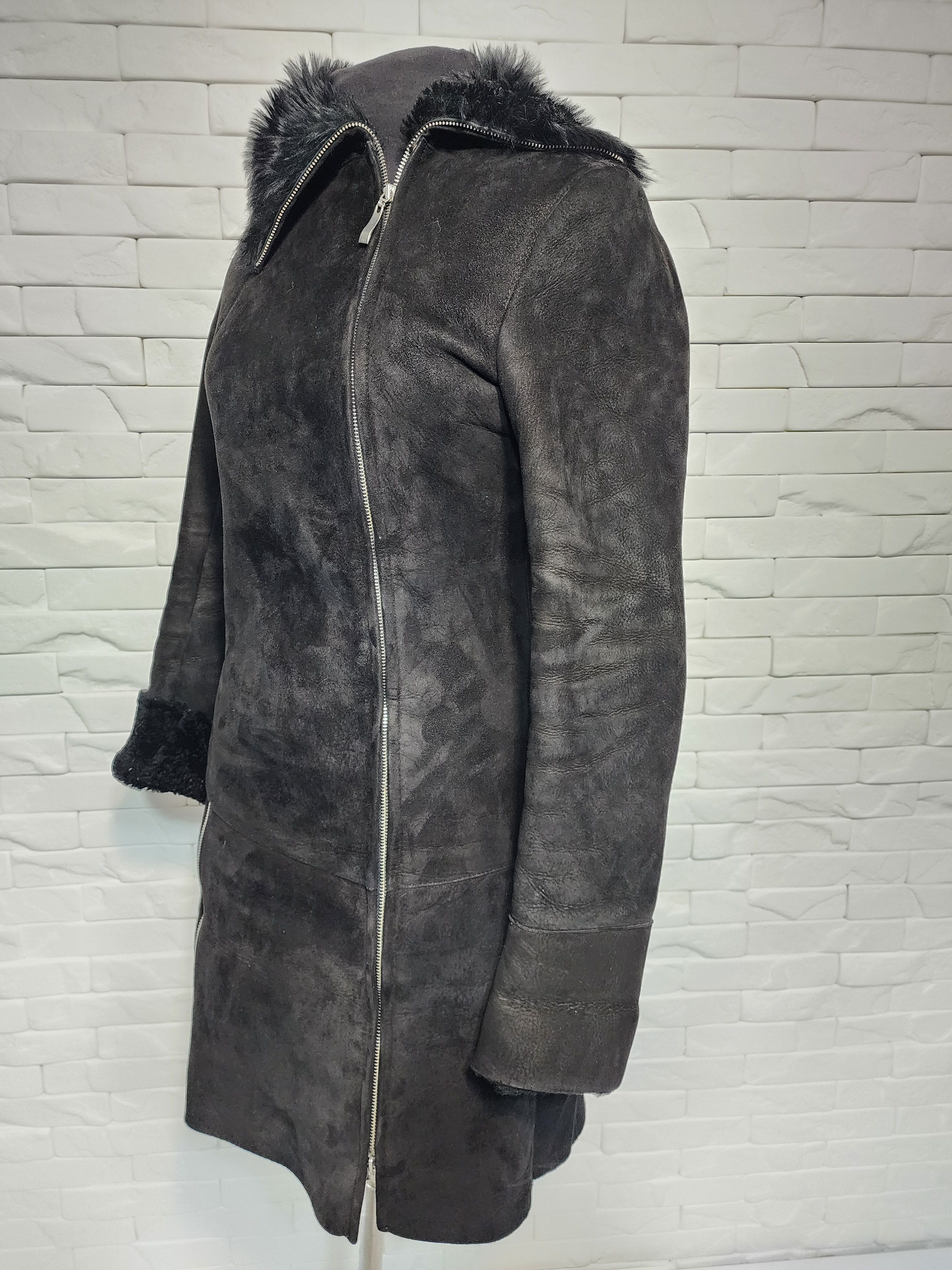 Genuine Leather Black Sheepskin Coat: Genuine Fur, Metal Zipper Size S / US 4 / IT 40 - 2 Thumbnail
