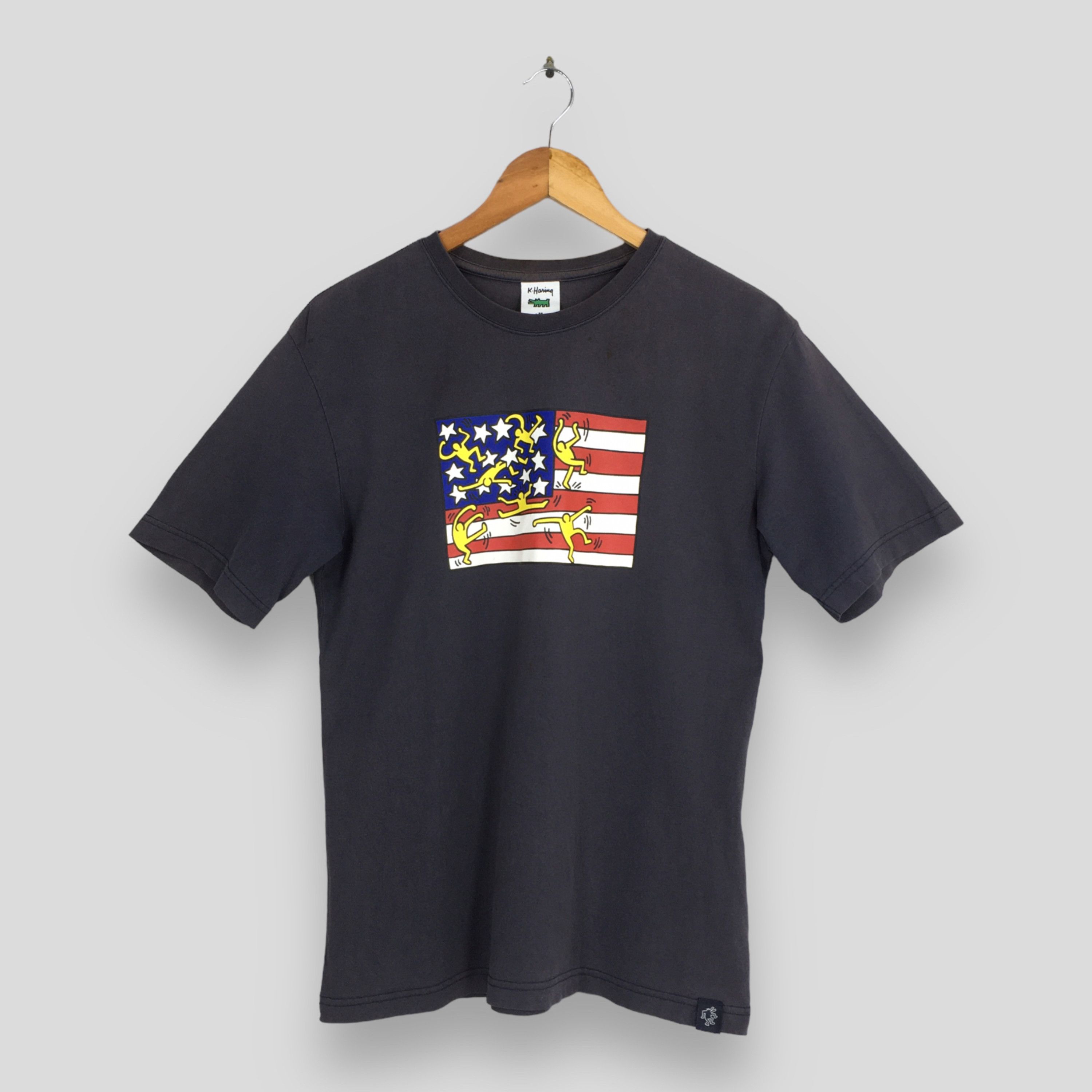 Keith Haring Vintage Keith Haring American Flag Pop Art Black T shirt M Size US M / EU 48-50 / 2 - 1 Thumbnail