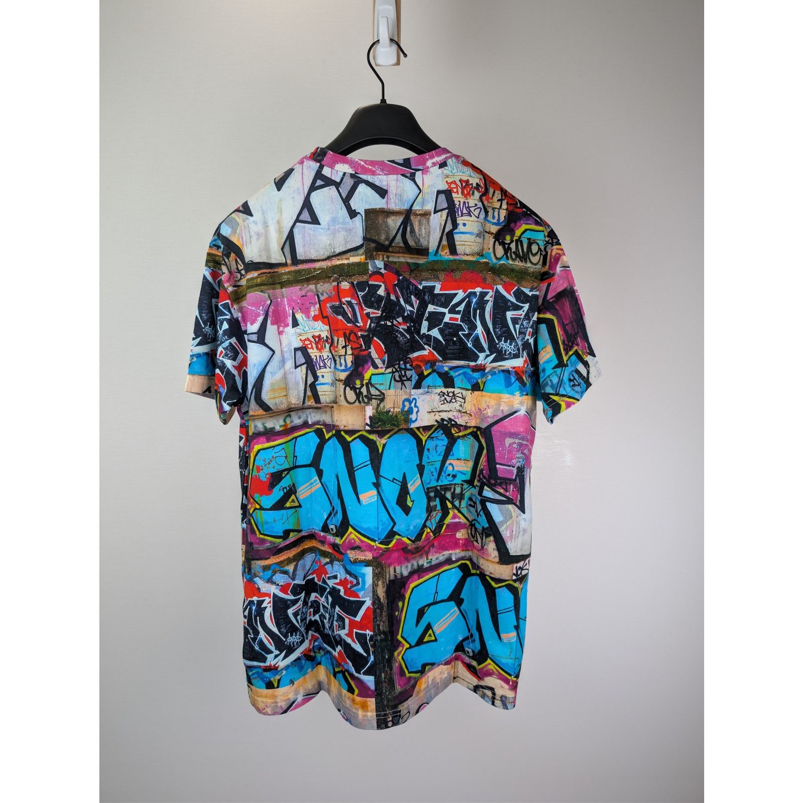 Vivienne Westwood o1rshd1 Classic Graffiti T-Shirt in Multiolor Size US L / EU 52-54 / 3 - 10 Thumbnail
