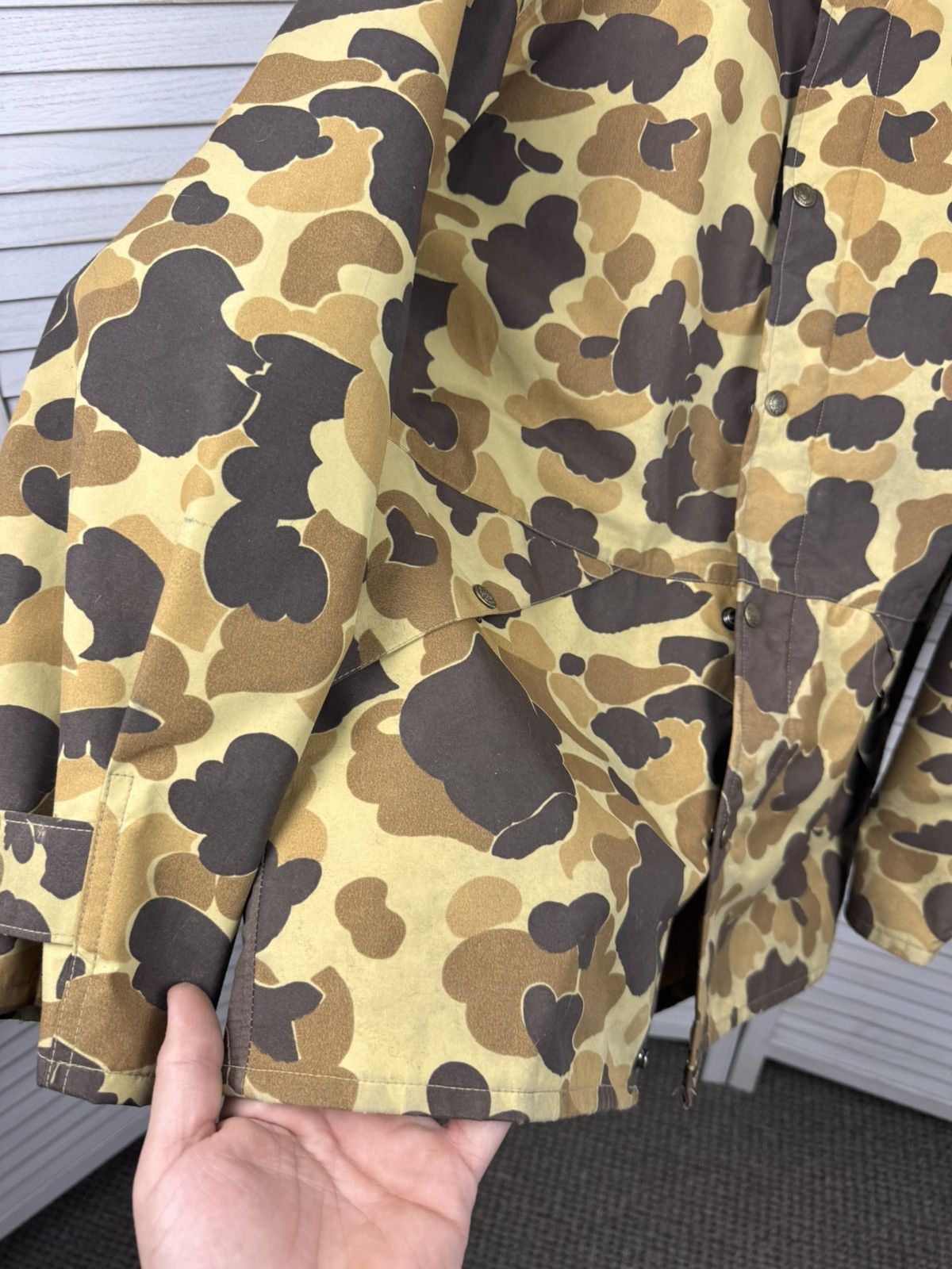 Vintage Vintage GORE-TEX Waterproof Camouflage Jacket Brown Beige Size US L / EU 52-54 / 3 - 9 Thumbnail