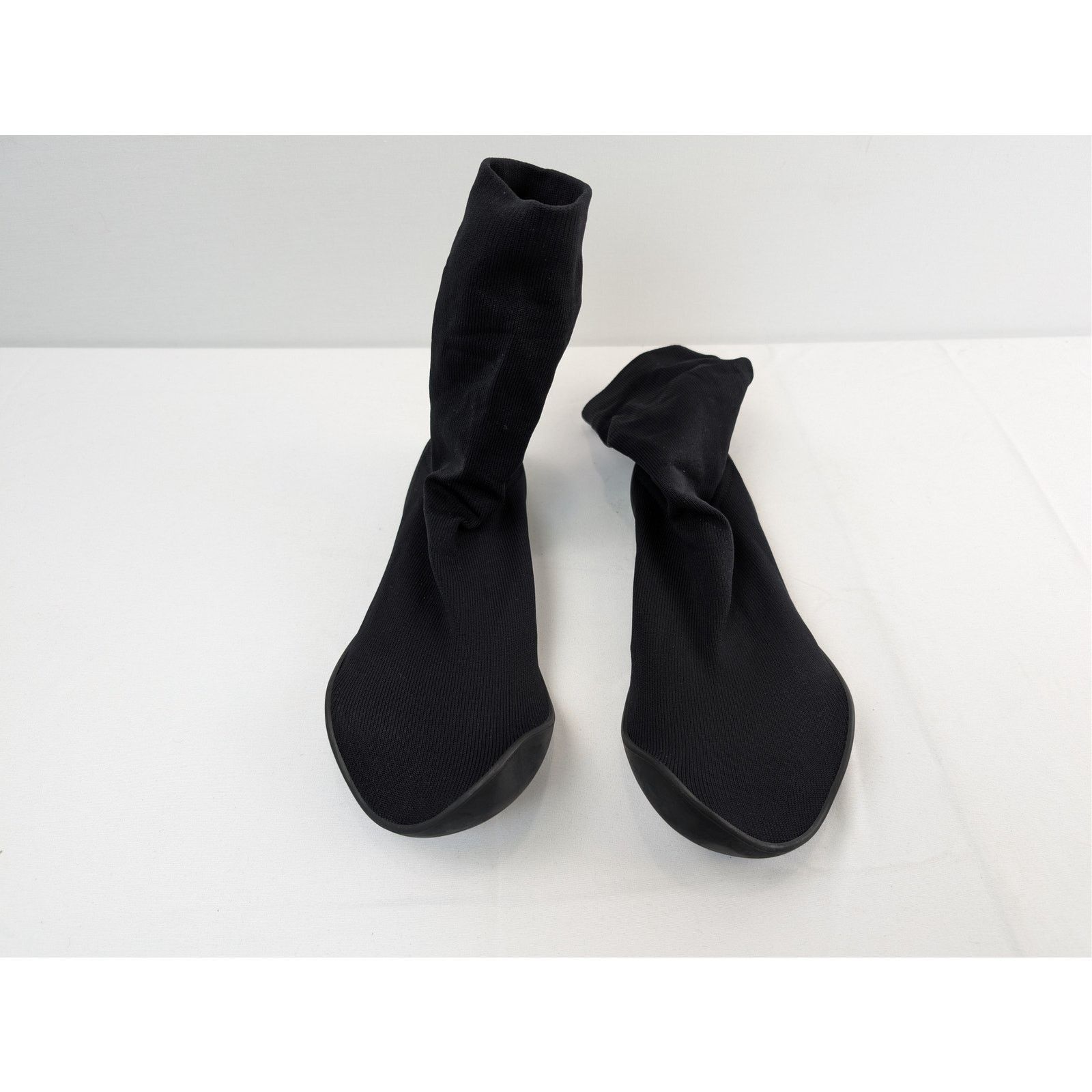 Balenciaga o1rshd1 Knit Hyperflat Socks Shoe boots in Black Size US 9 / EU 42 - 10 Thumbnail