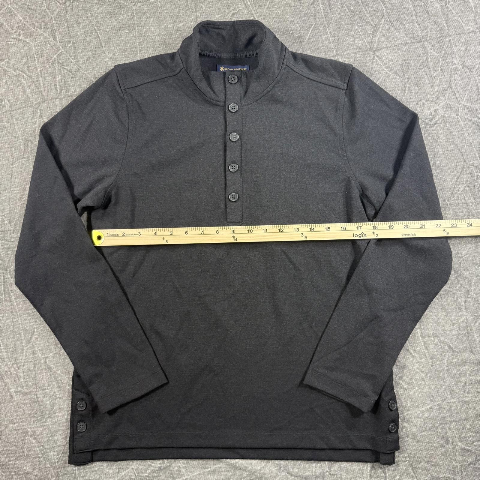 Brooks Brothers Brooks Brothers Shirt Men's M Black Mid-Layer Stretch Button Size US M / EU 48-50 / 2 - 6 Thumbnail