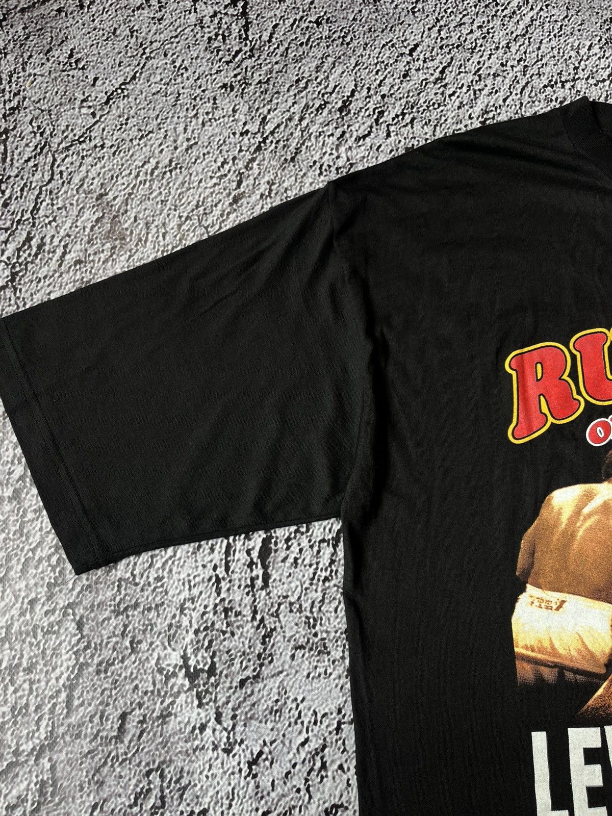 Vintage Vintage Mike Tyson vs Lennox Lewis Rumble T Shirt Size XXL Size US XXL / EU 58 / 5 - 7 Thumbnail