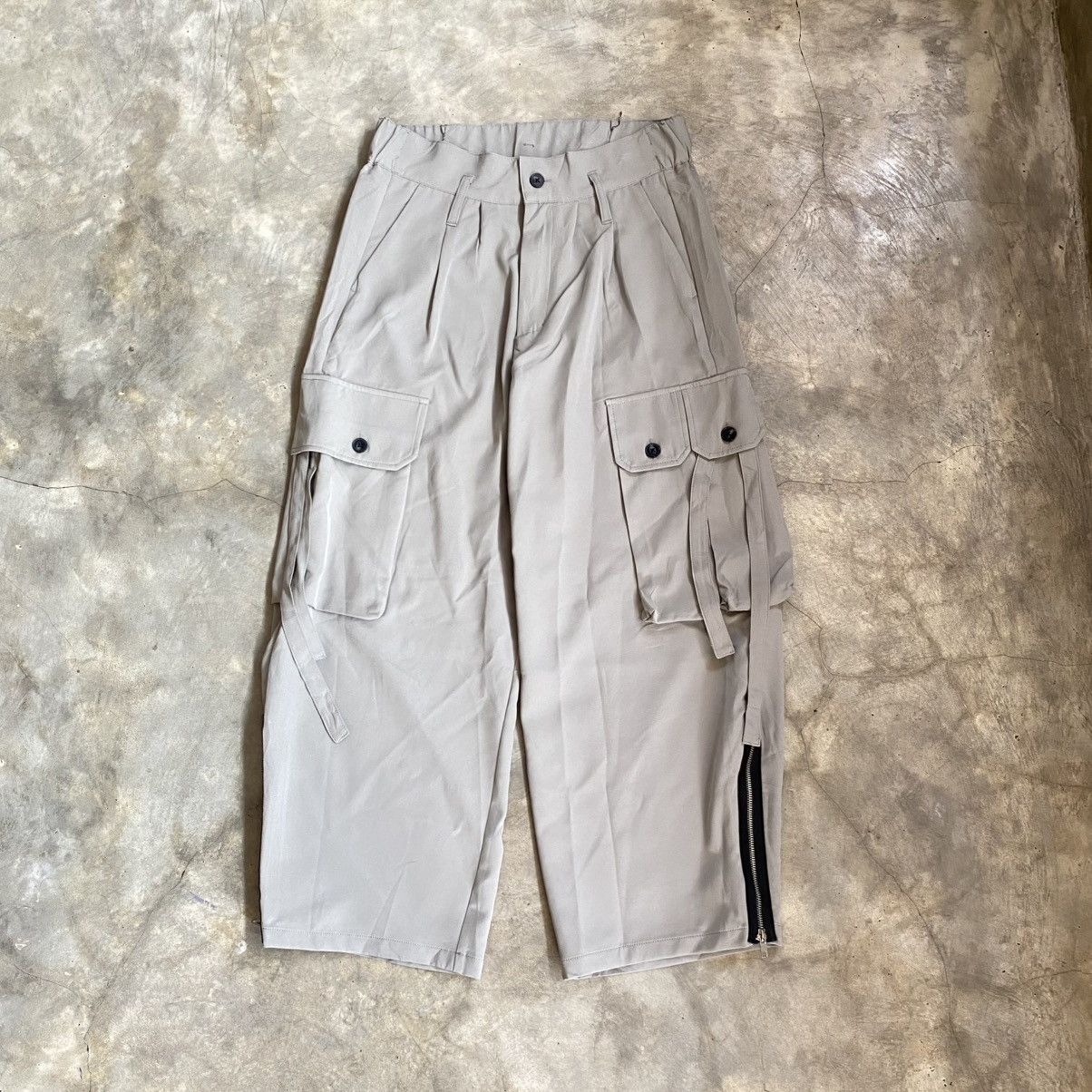 Yohji Yamamoto Casper John Yohji Yamamoto Style Bondage Balloon Cargo Pants Size US 30 / EU 46 - 1 Thumbnail