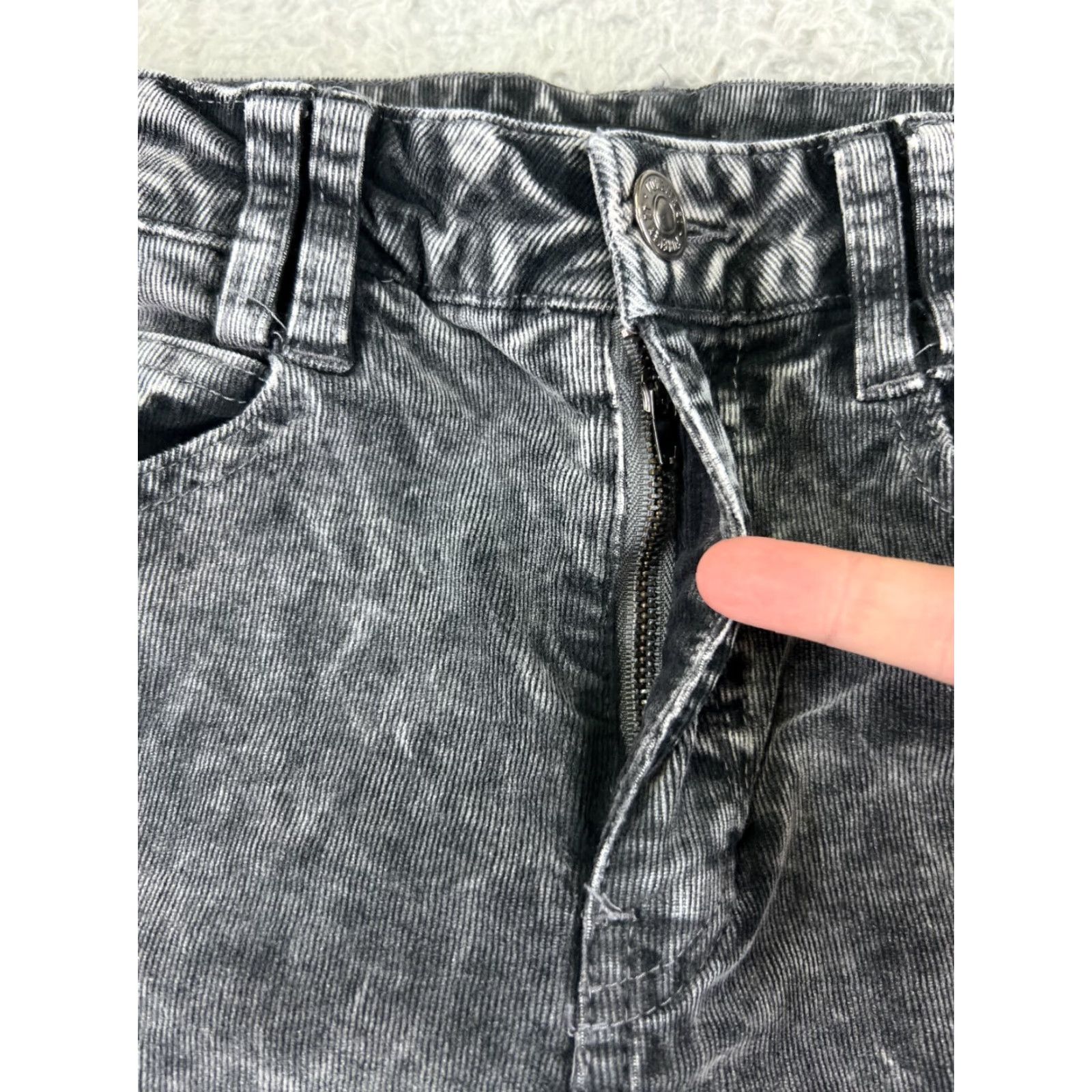 Forever 21 Forever 21 Jeans Women's Medium Gray Corzduroy Distressed Flared Mid Rise 24x30 Jeans Size 32" / US 10 / IT 46 - 5 Thumbnail