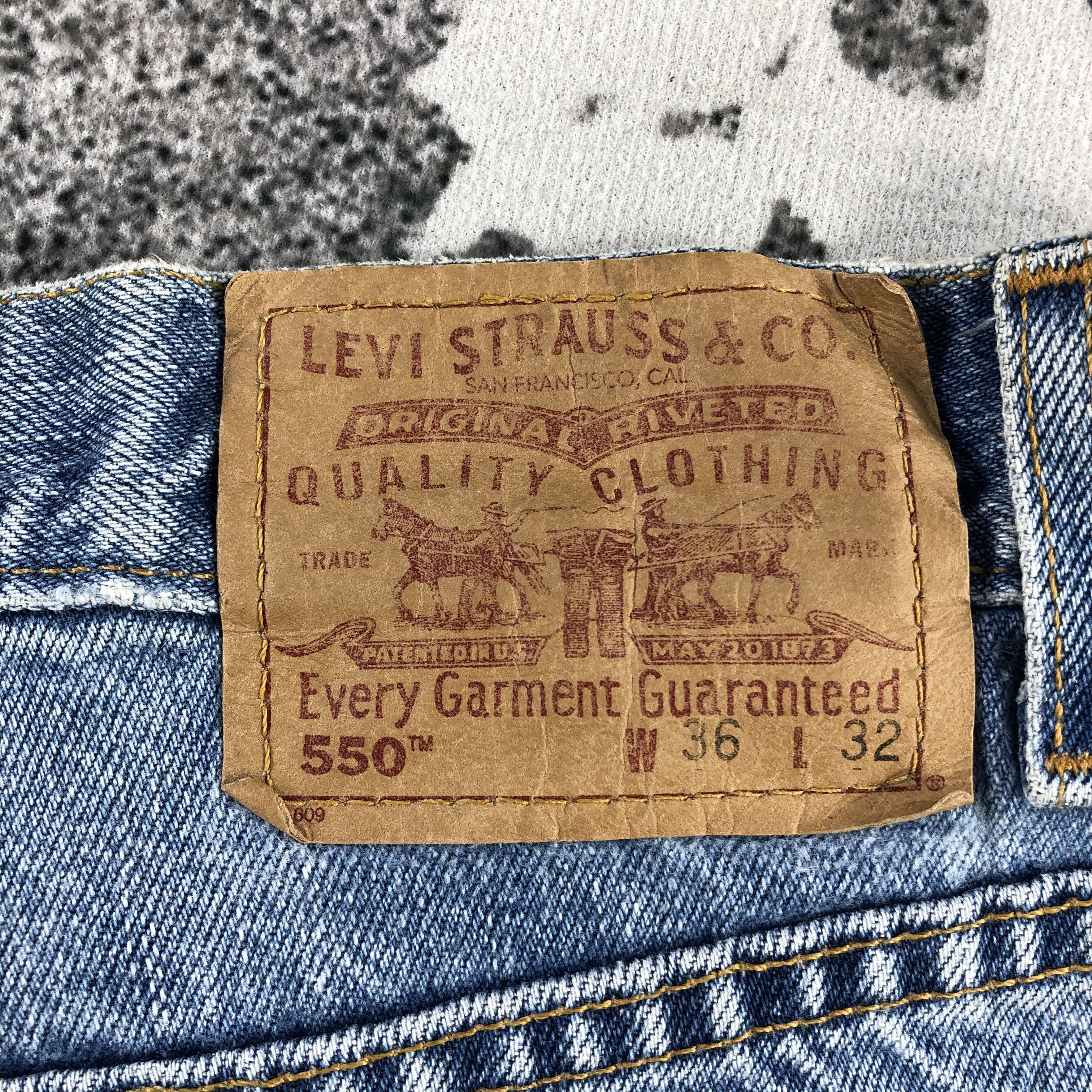 Levi's Vintage Levi's 550 Jeans Faded Blue Denim KJ1030 Size US 35 - 5 Thumbnail