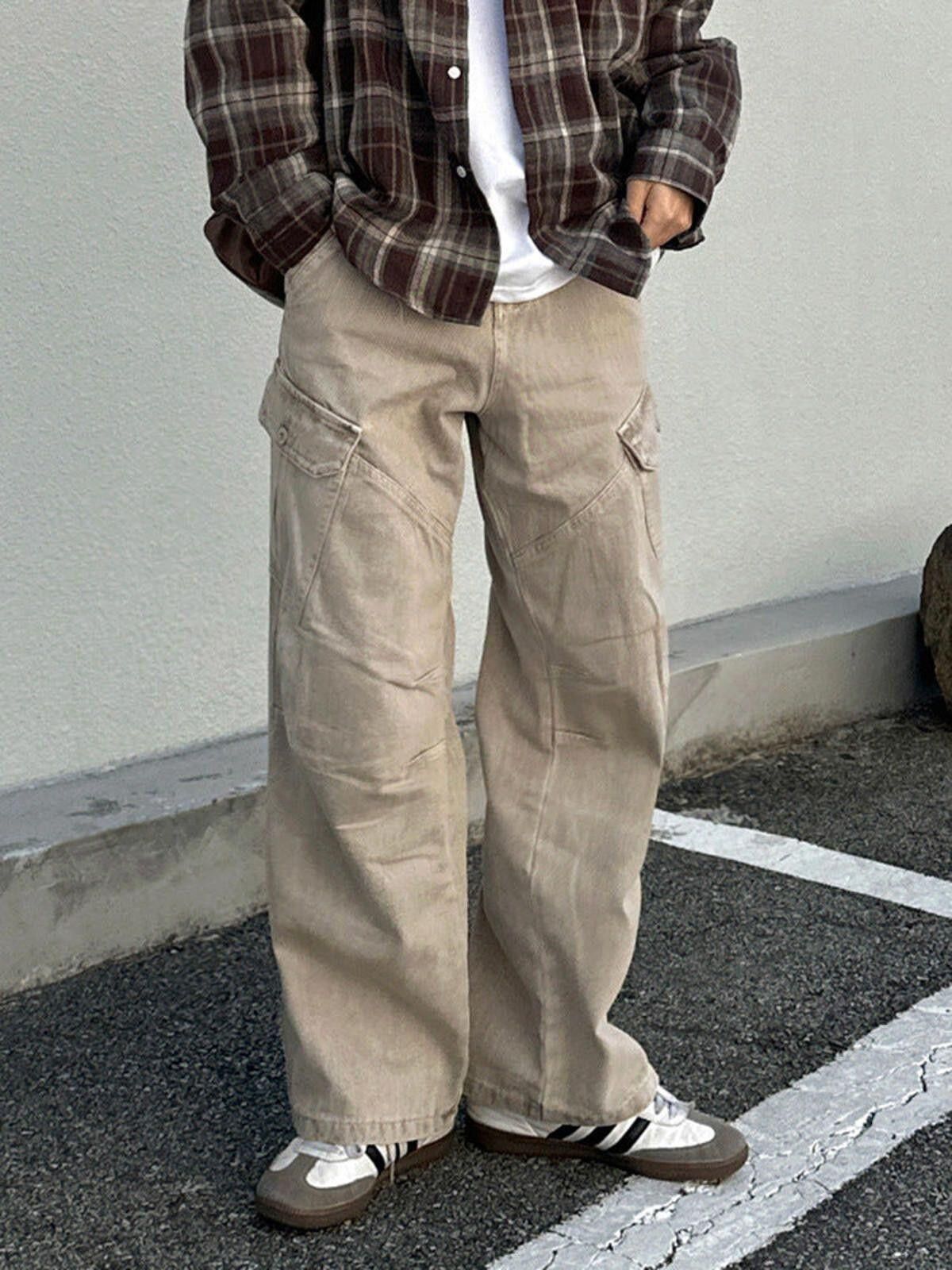 Vintage Beige Wide Leg Cargo Pants, Loose Fit Men's Trousers Size US 32 / EU 48 - 1 Thumbnail