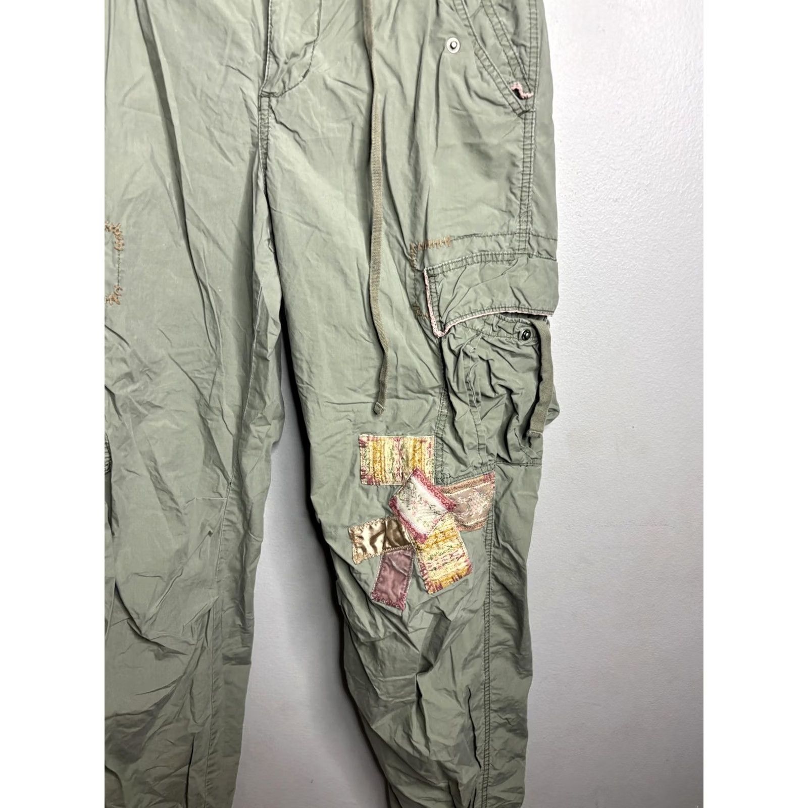 Abercrombie & Fitch Abercrombie & Fitch Cargo Pants Womens 8 Green Patchwork Y2K Hem Utility Size 30" / US 8 / IT 44 - 2 Thumbnail
