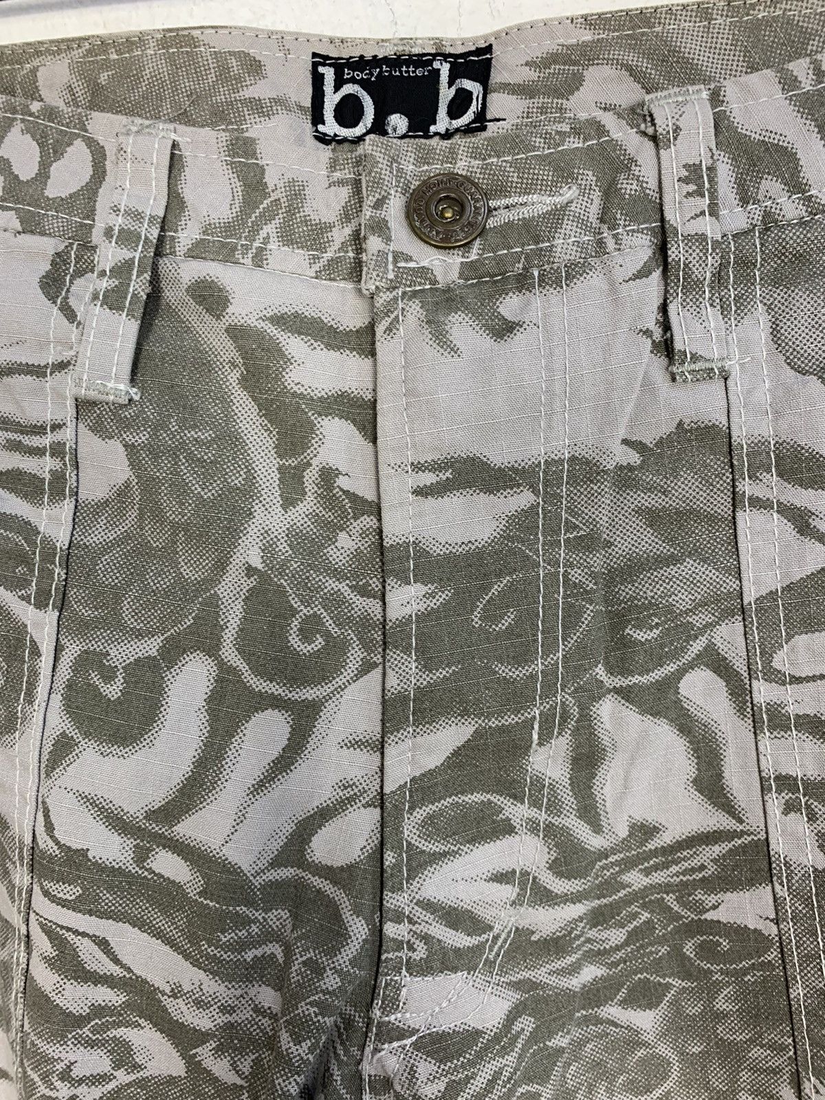 Japanese Brand Hype Body Butter Japan Dragon Design Camo Pant Denim Size US 31 - 7 Thumbnail