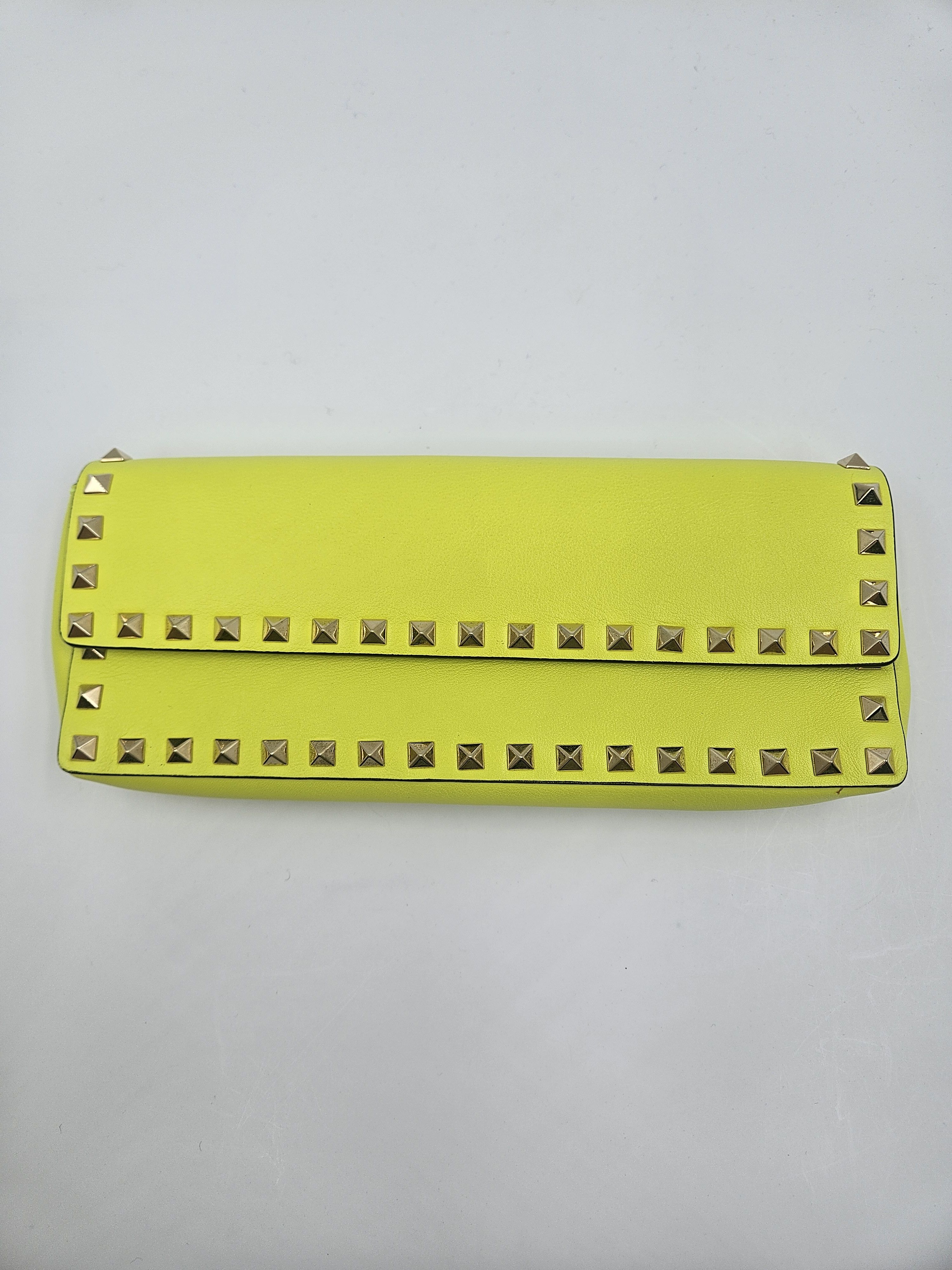 Valentino Valentino Garavani Neon Yellow Rockstud Bracelet Clutch Size ONE SIZE - 2 Thumbnail