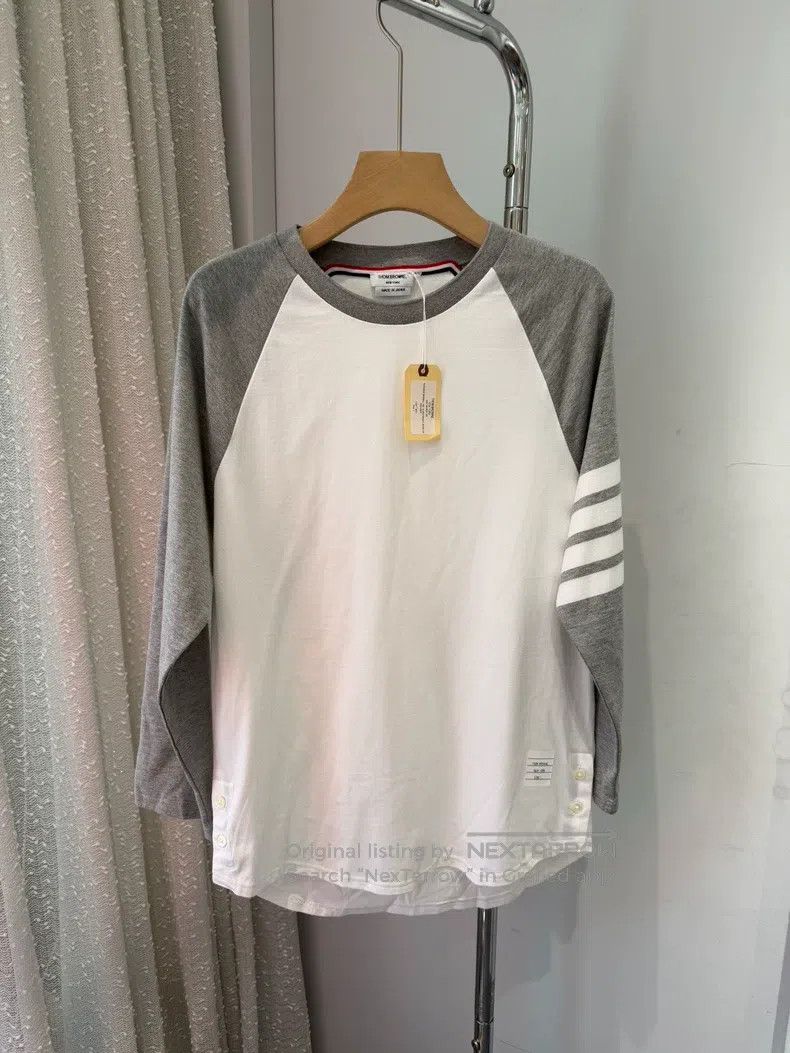 Thom Browne Thom Browne Four stripes color long sleeves Size US S / EU 44-46 / 1 - 1 Thumbnail