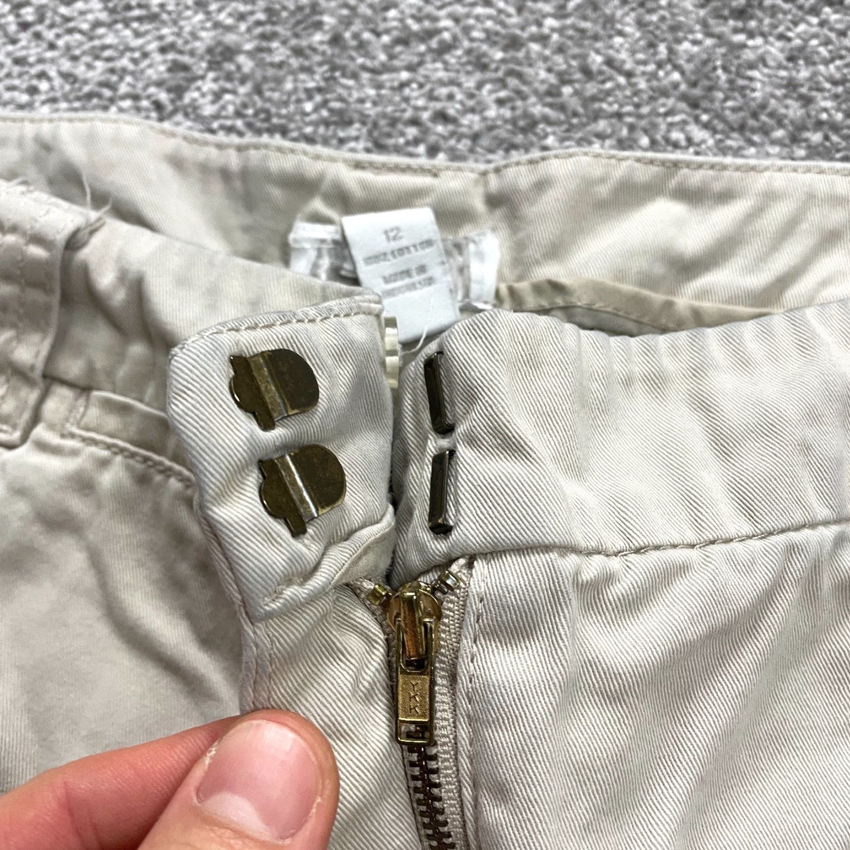 Charter Club VINTAGE Charter Club Chino Shorts Womens 12 Beige Cotton Casual Mid Rise 8.5 Inseam Size 34" / US 12 / IT 48 - 3 Thumbnail