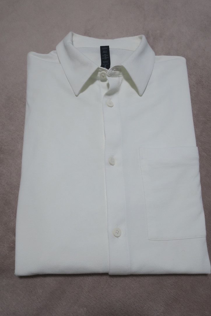 Lululemon Men's Long Sleeve Button Up Size US L / EU 52-54 / 3 - 1 Thumbnail