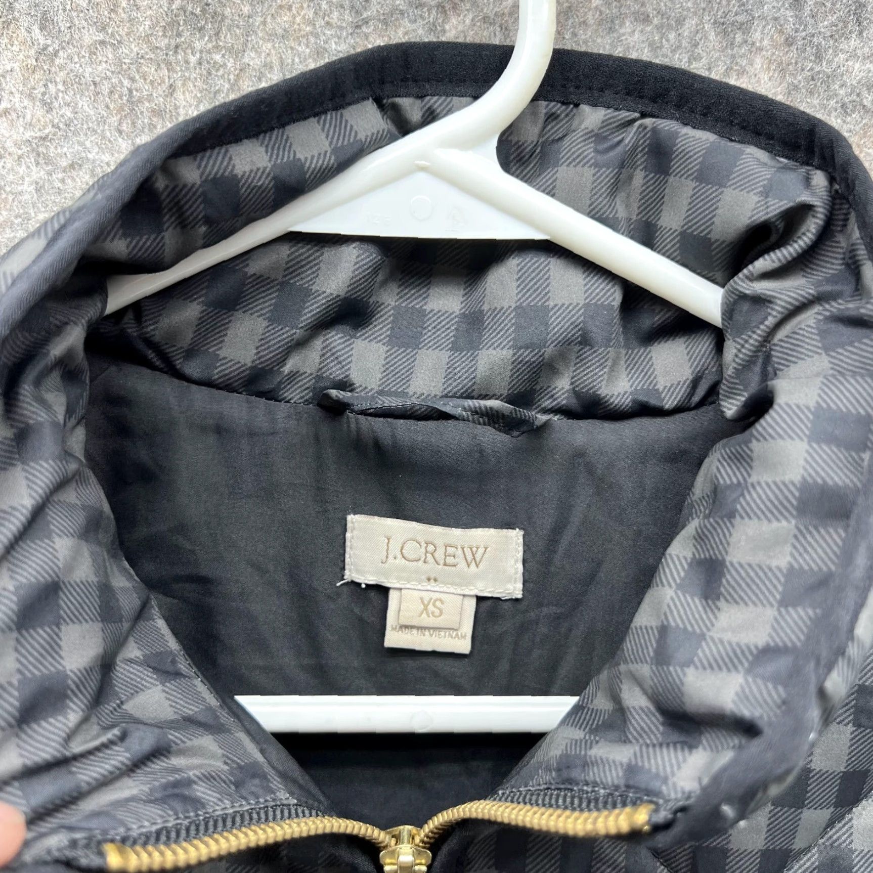 J.Crew VINTAGE J.CREW Vest Women XS Black Full Zip Puffer Sleeveless Jacket Quilted Check Gold Night? Size XS / US 0-2 / IT 36-38 - 4 Thumbnail