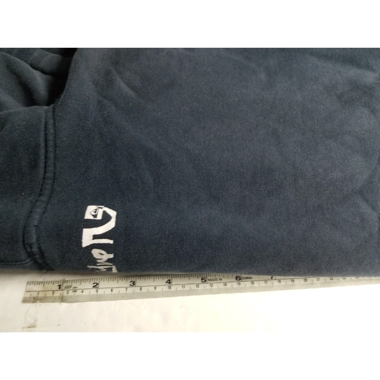 Quiksilver **Quiksilver Men's Size Small Blue Pullover Hoodie Long Sleeve** User: Quiksilver Men's Size Small Blue Pullover Hoodie Long Sleeve Size US S / EU 44-46 / 1 - 5 Thumbnail