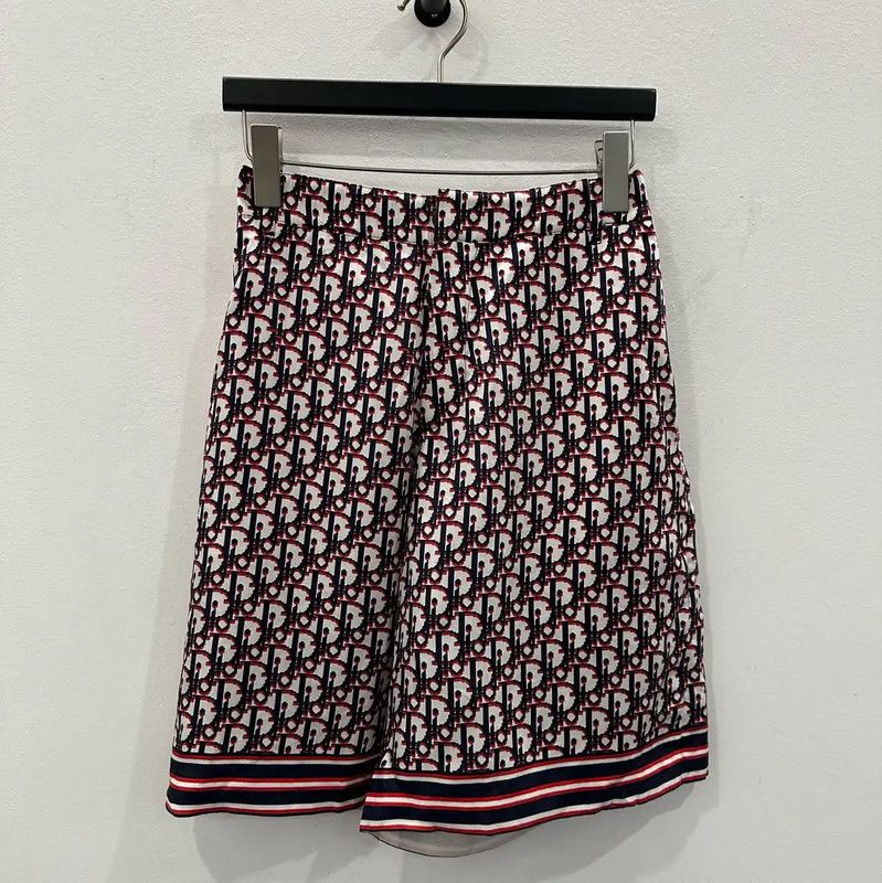 Dior Dior Red Silk Men's Shorts 0089 Size US 27 - 1 Thumbnail